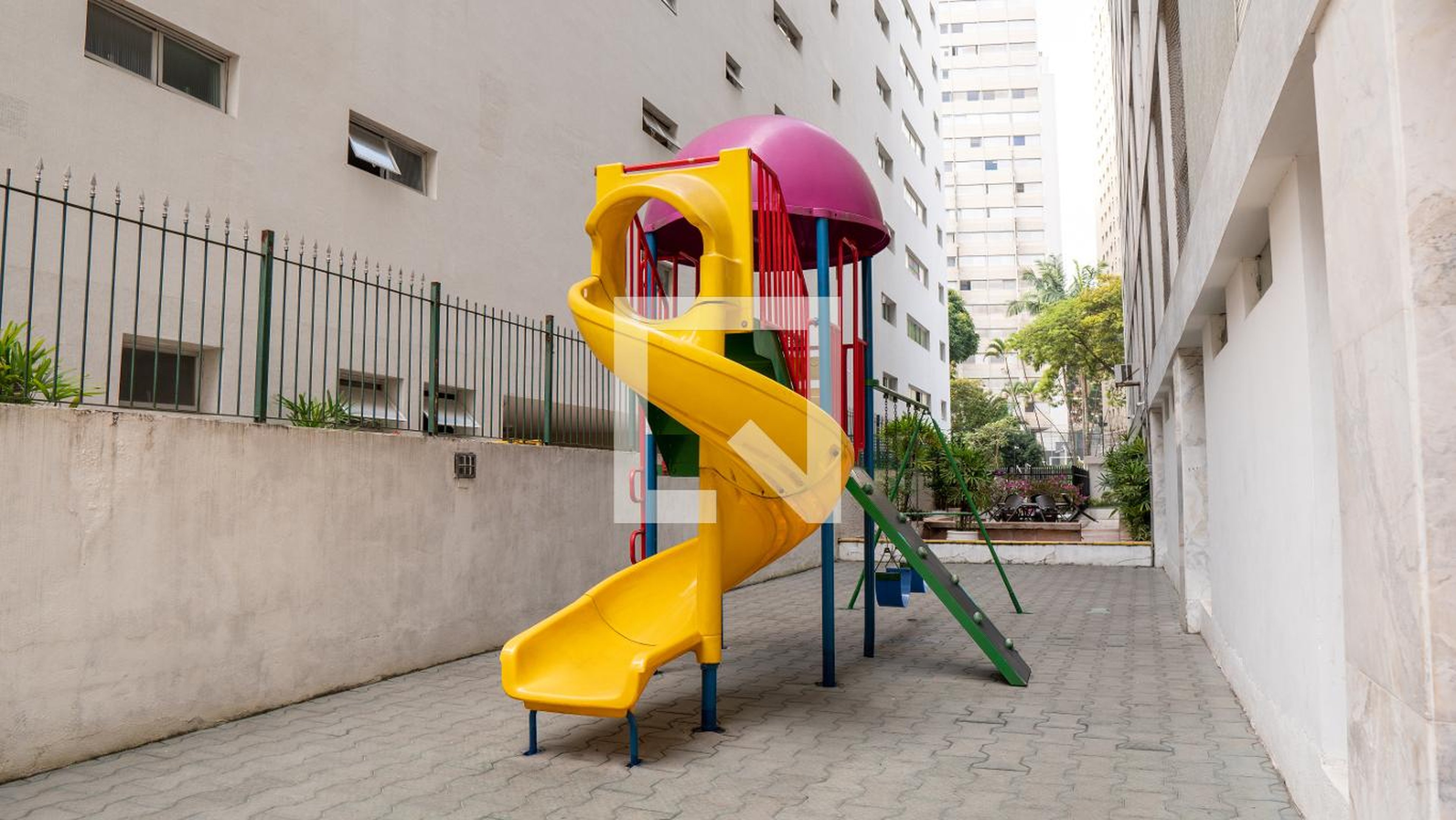 Playground - Edifício Barao de Airuoca
