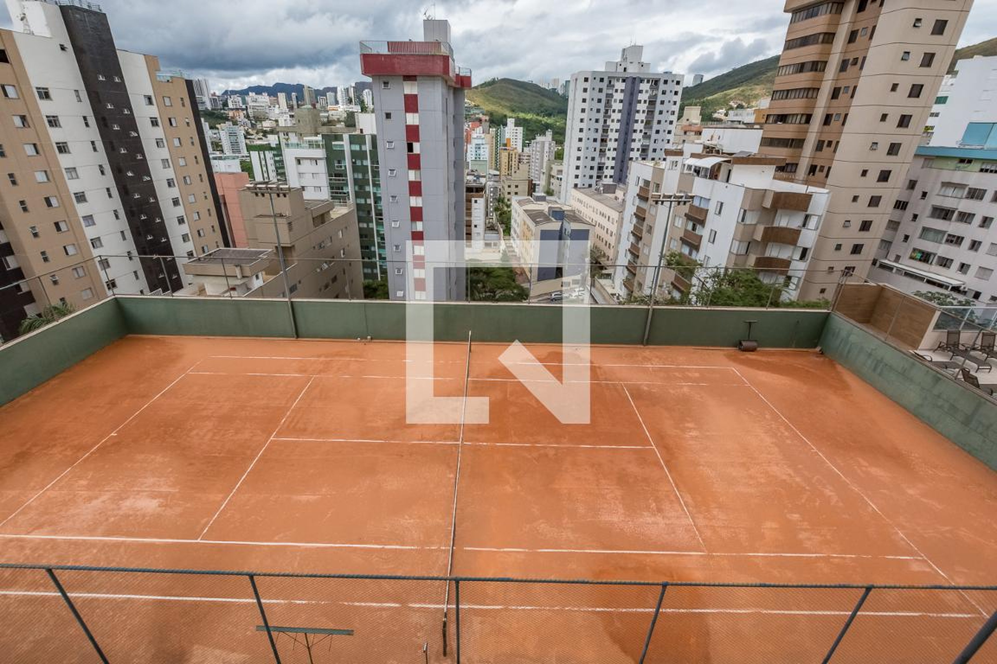 Quadra de tenis - Castanheira