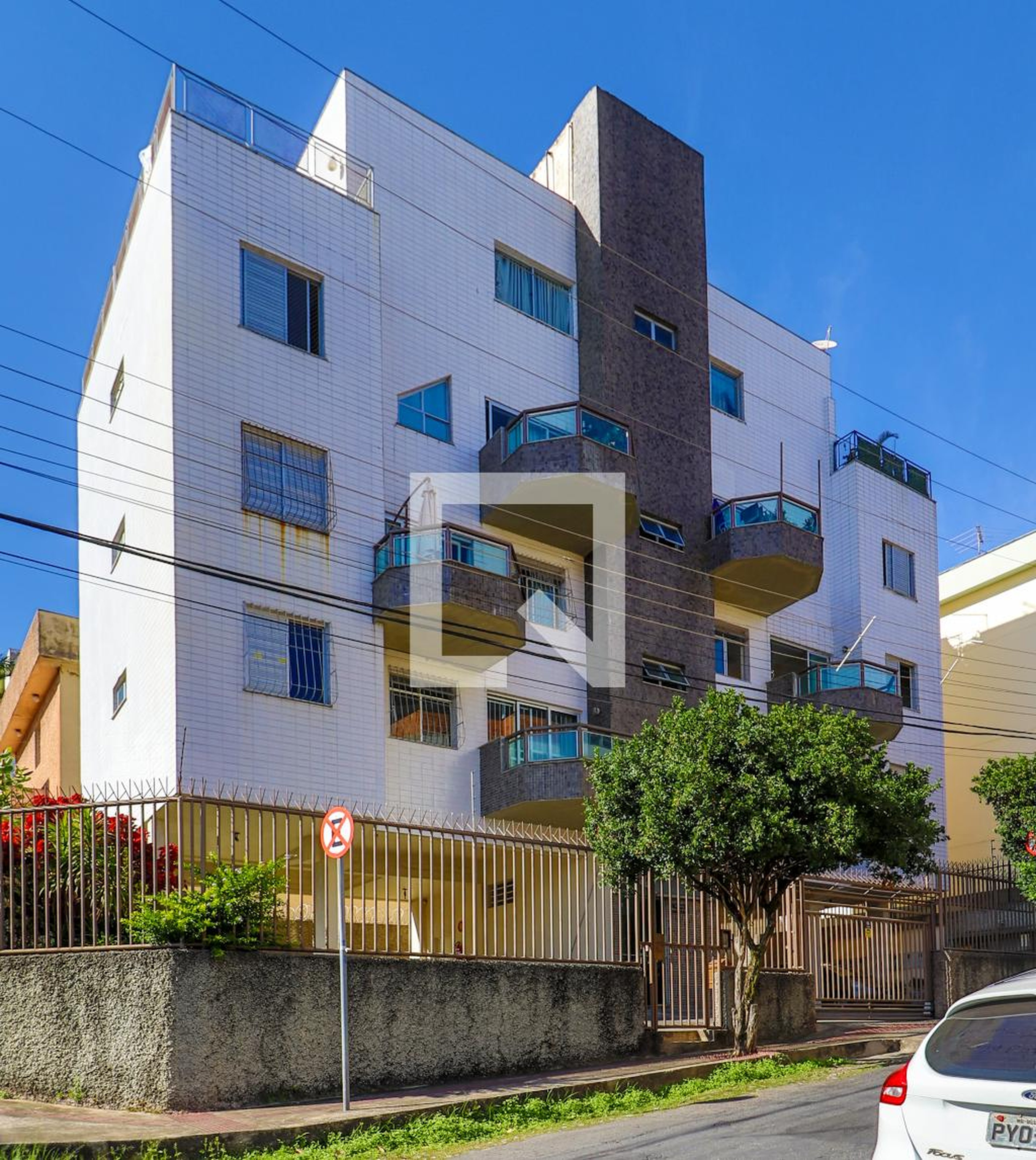 Fachada Edifício Rafaella Tinti