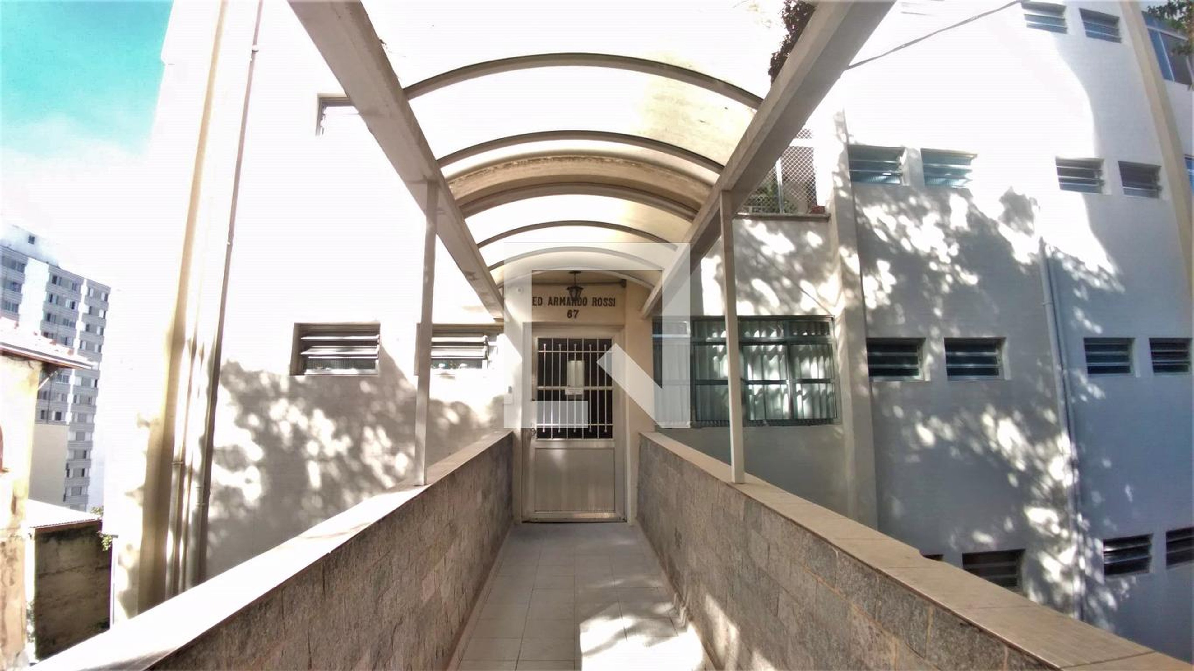 Entrada - Armando Rossi