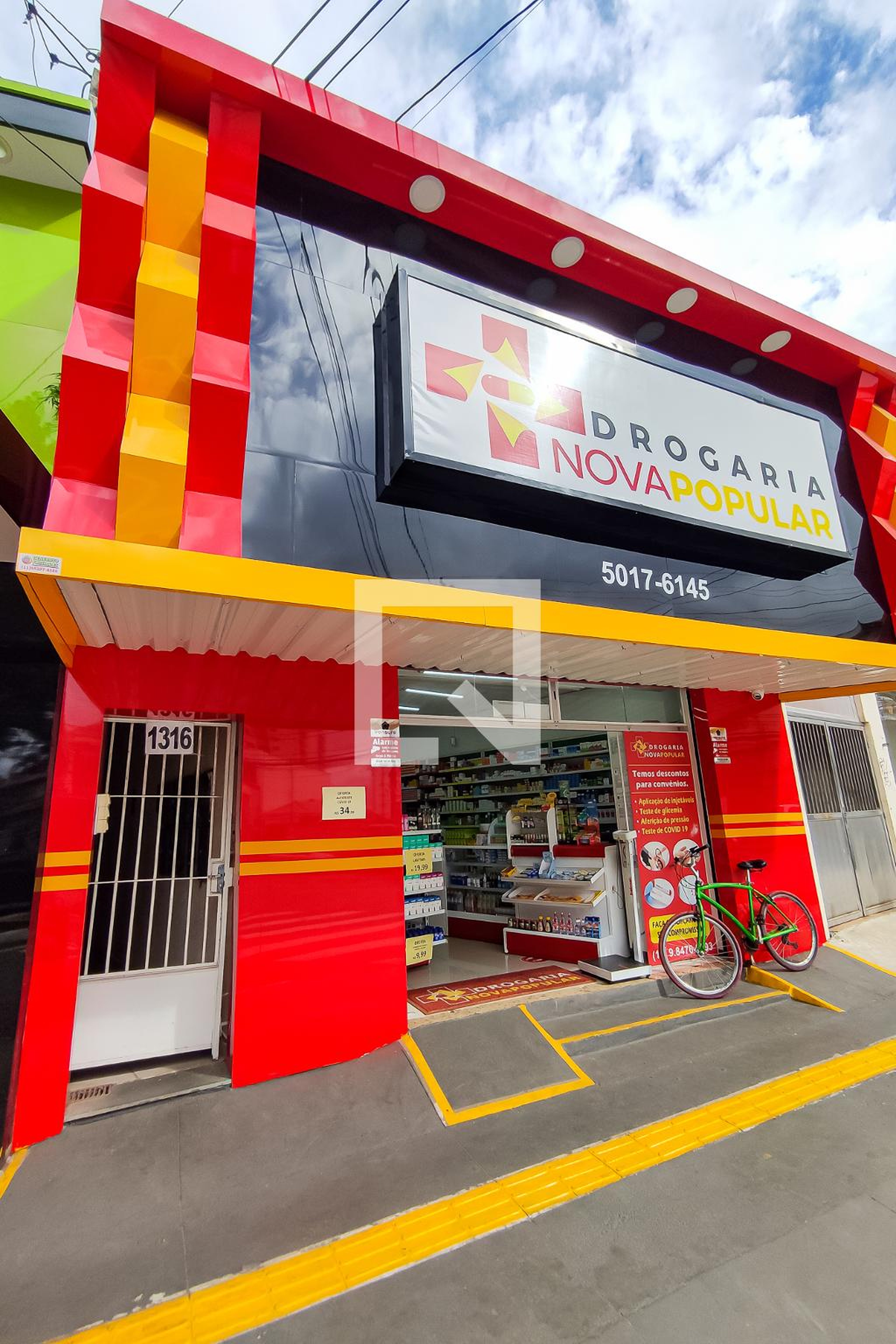 Fachada Condomínio em Avenida Diederichsen, 1314