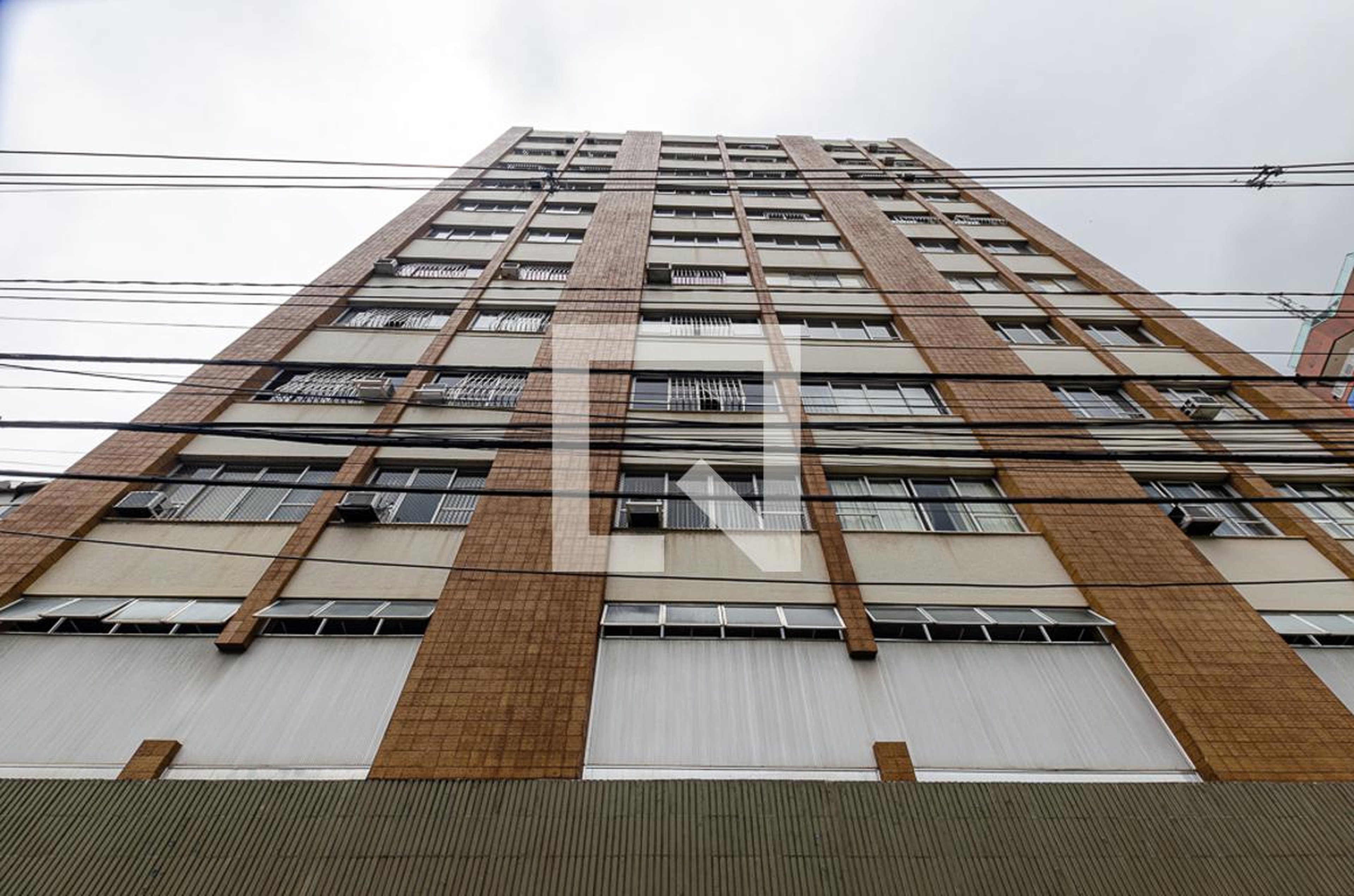 Fachada Condomínio em Avenida Almirante Ary Parreiras, 802