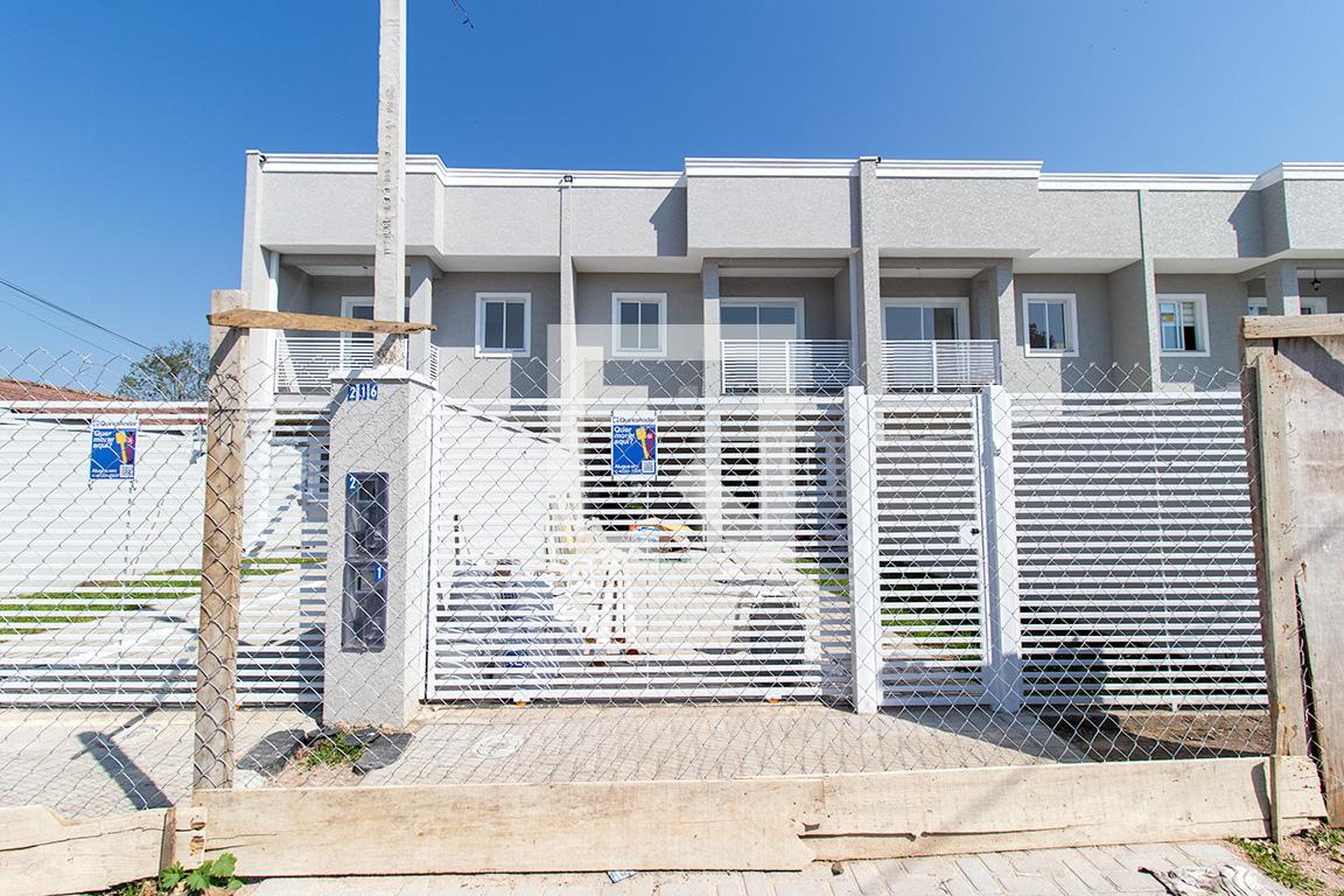 Fachada Condomínio em Rua Padre Alberto Müler, 216