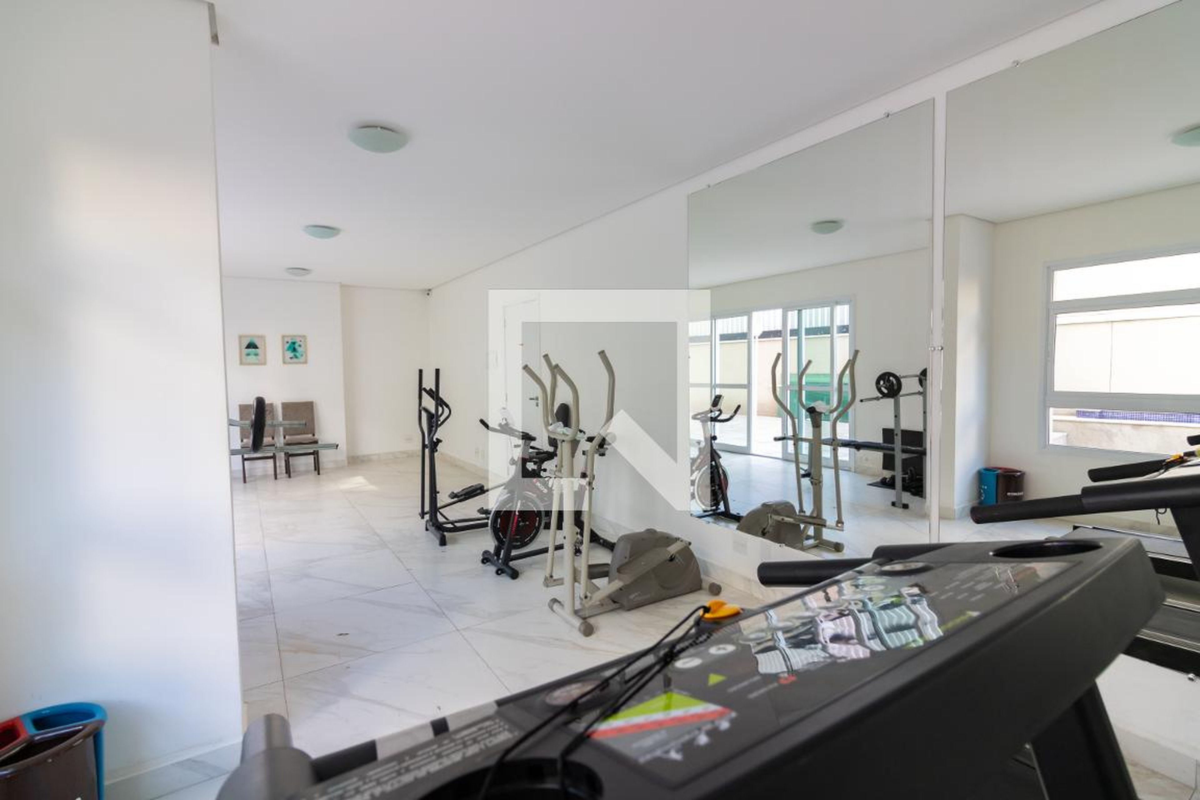 Academia - Brooklin Suites