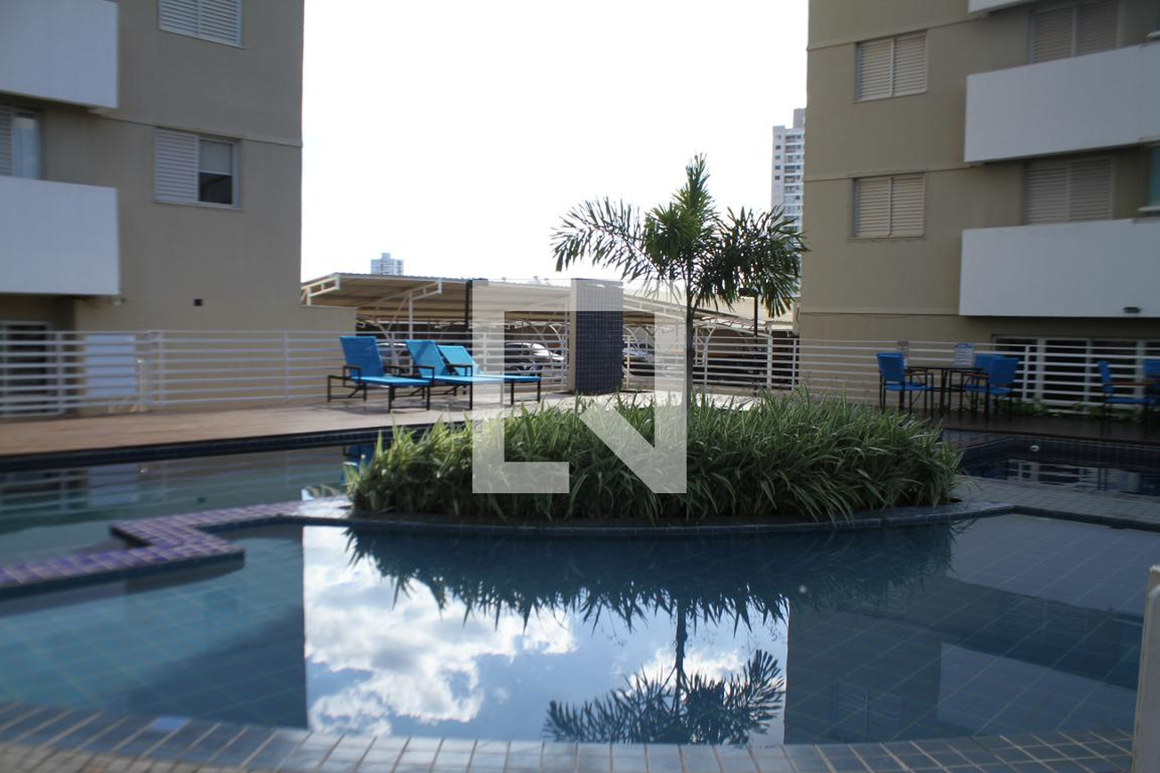 Piscina Condomínio Vivaz