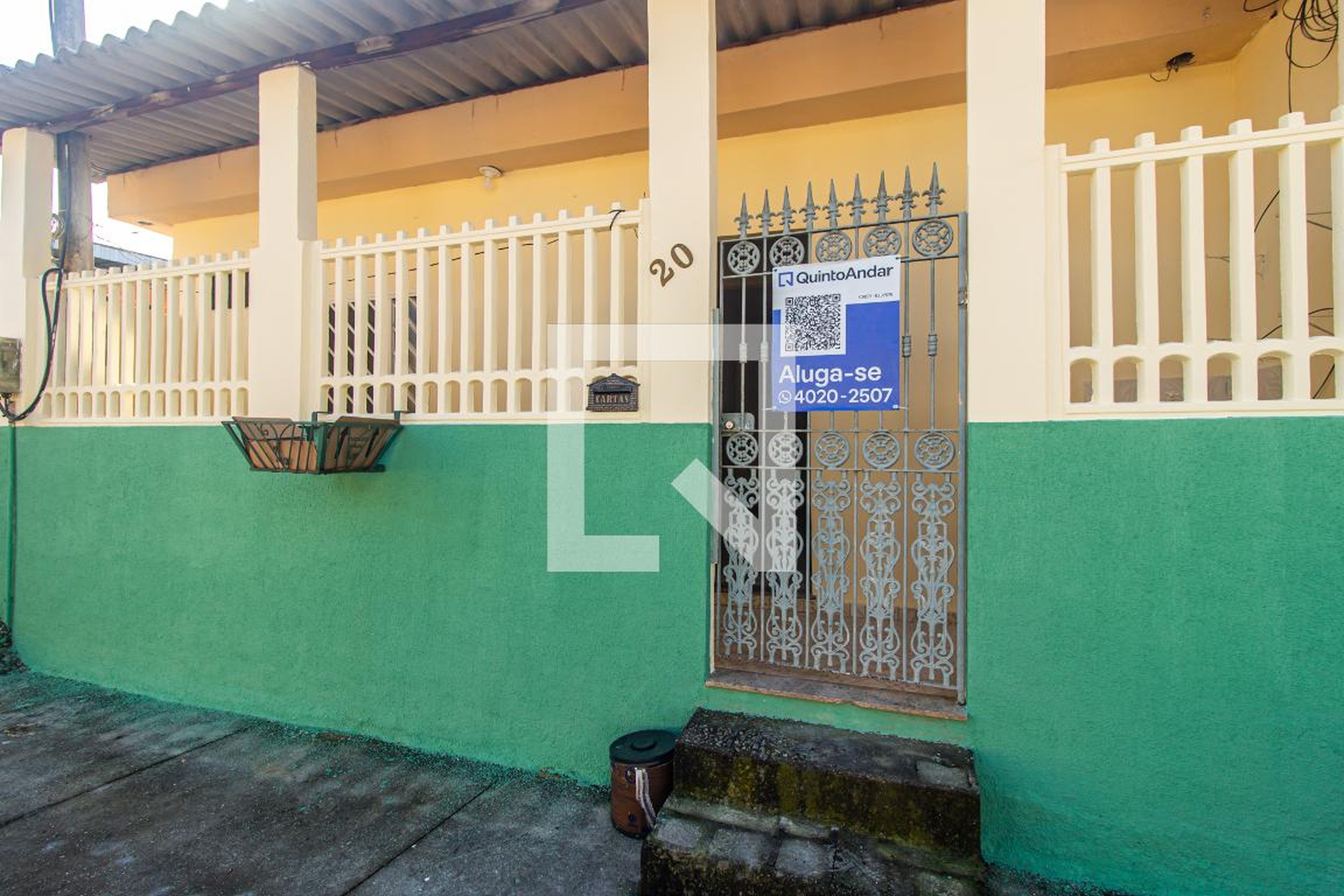 Fachada Condomínio em Rua Dois, 20