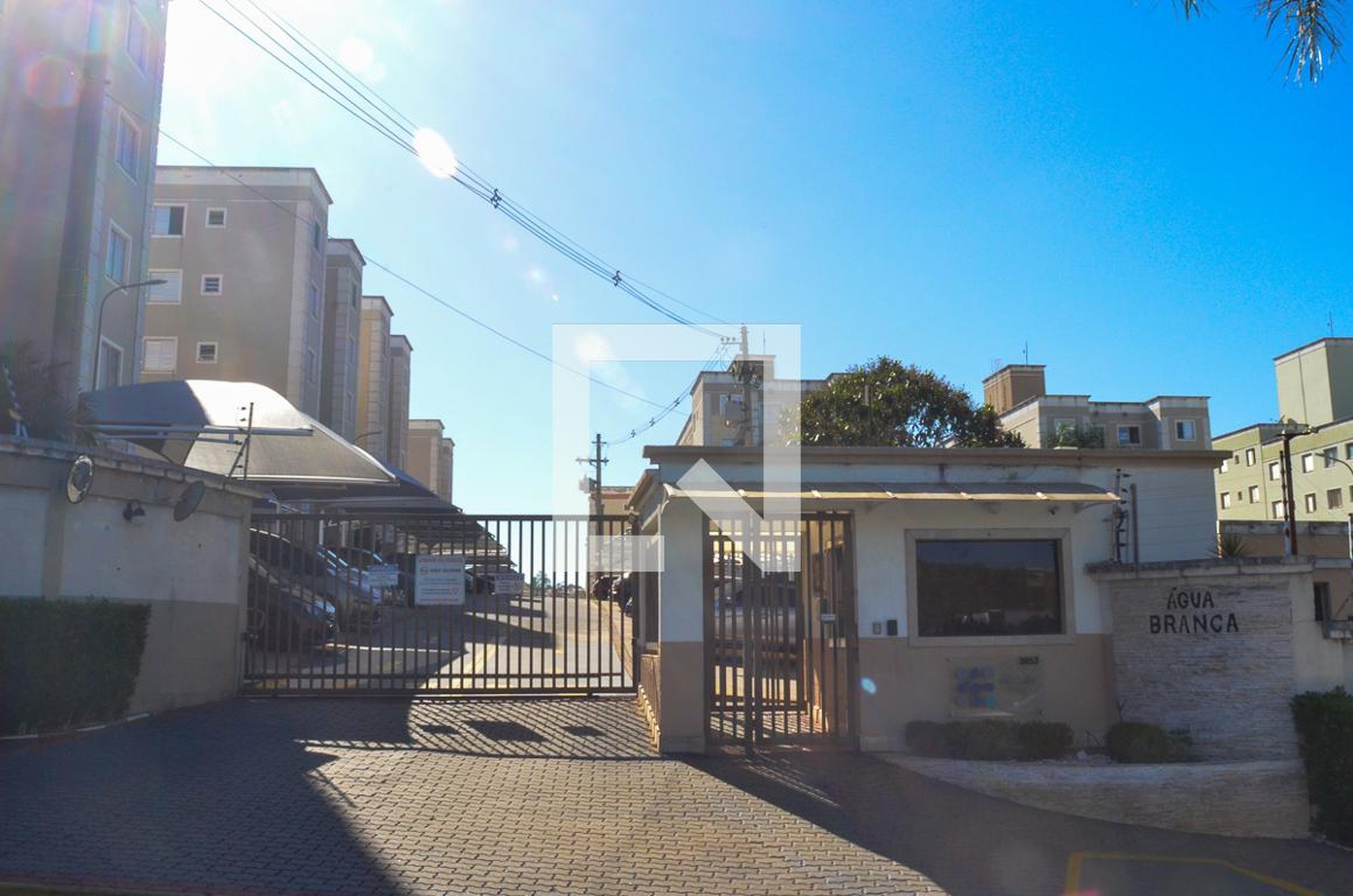 Fachada Condomínio Agua Branca