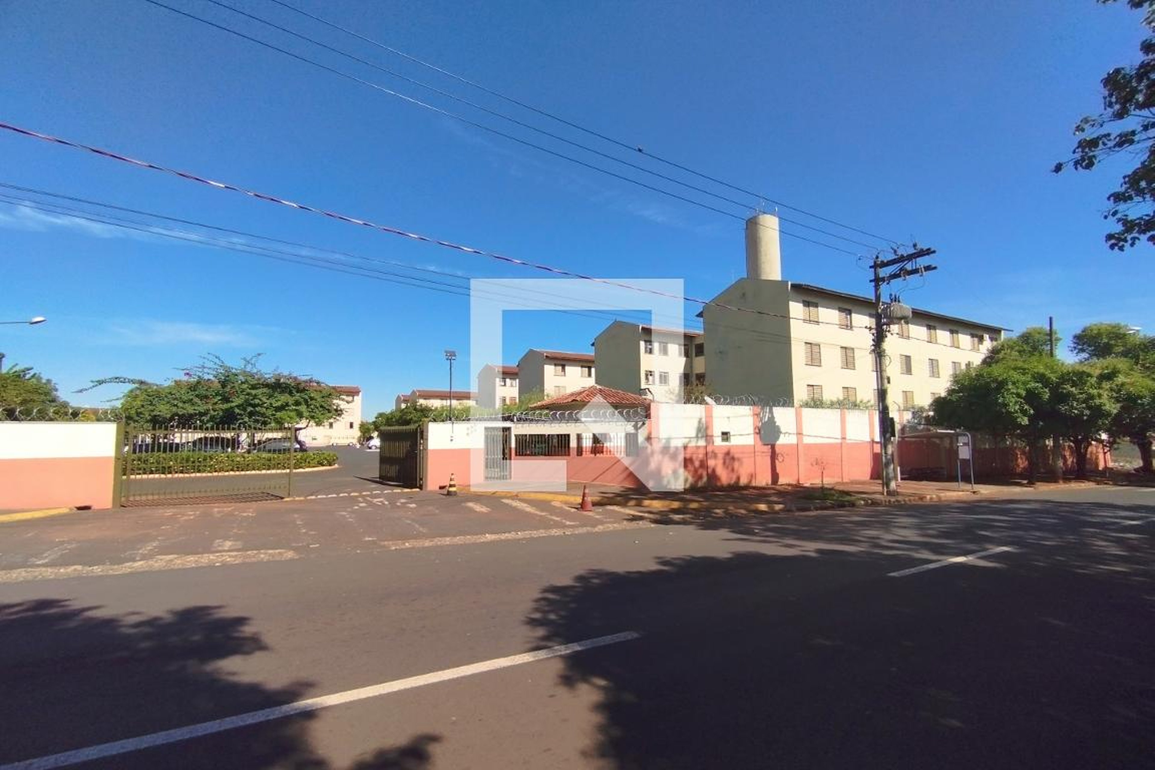 Fachada Condomínio Nicolau G. da Silva Ferreira Vianna