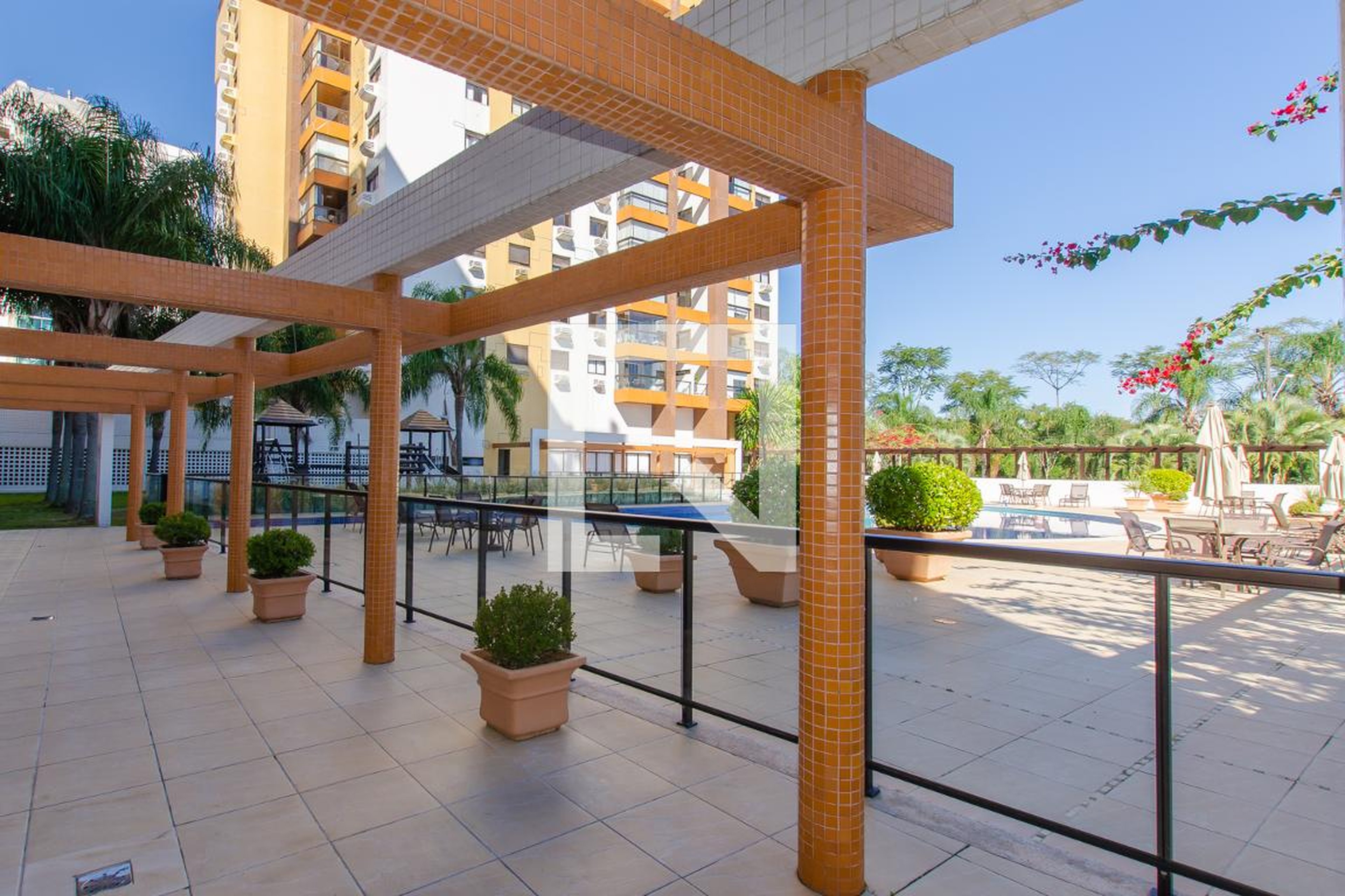 Hall de entrada Condomínio Vale do Sol