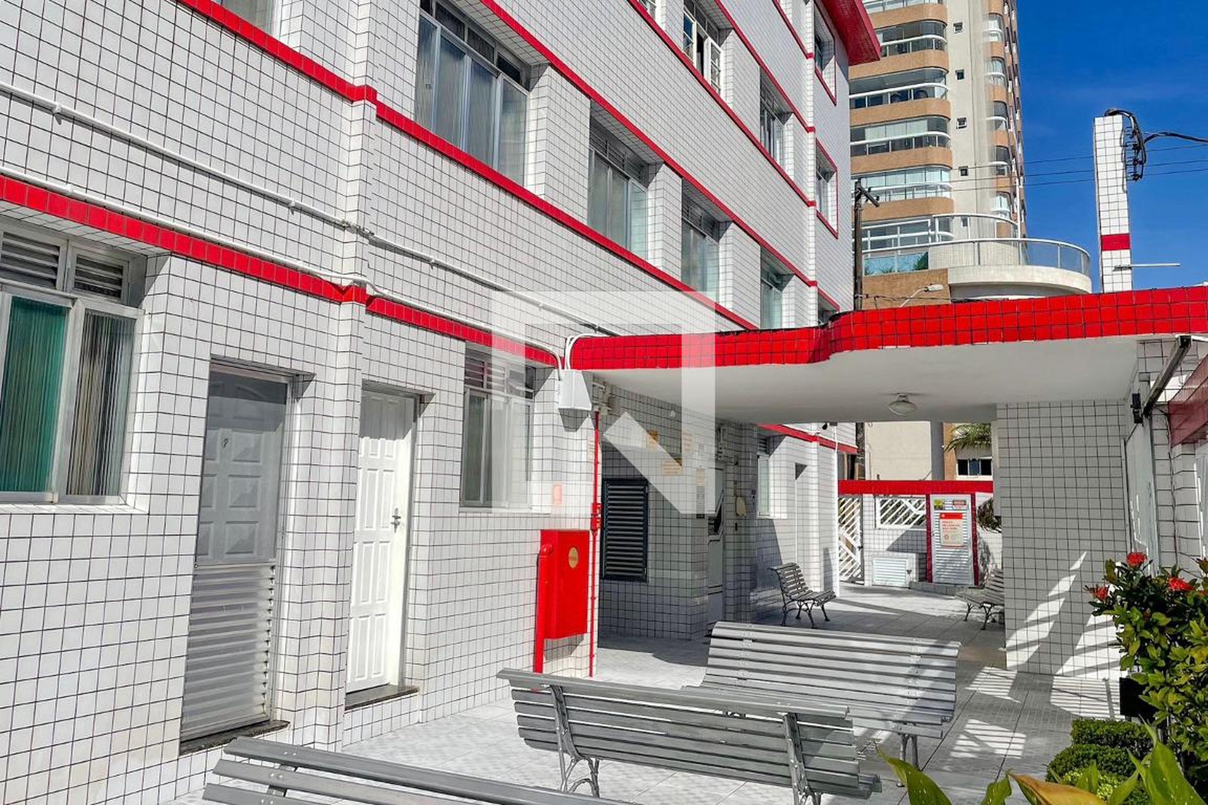 Fachada Edificio Emília