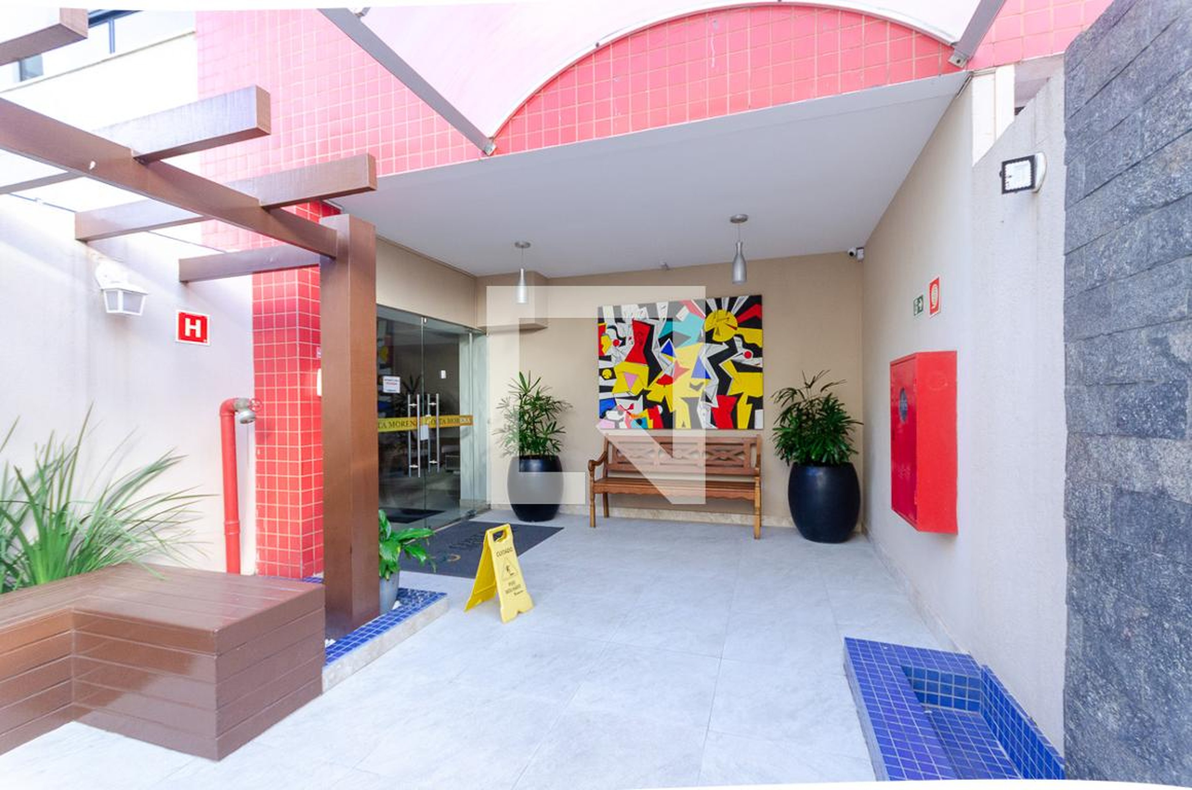 Entrada - Costa Morena