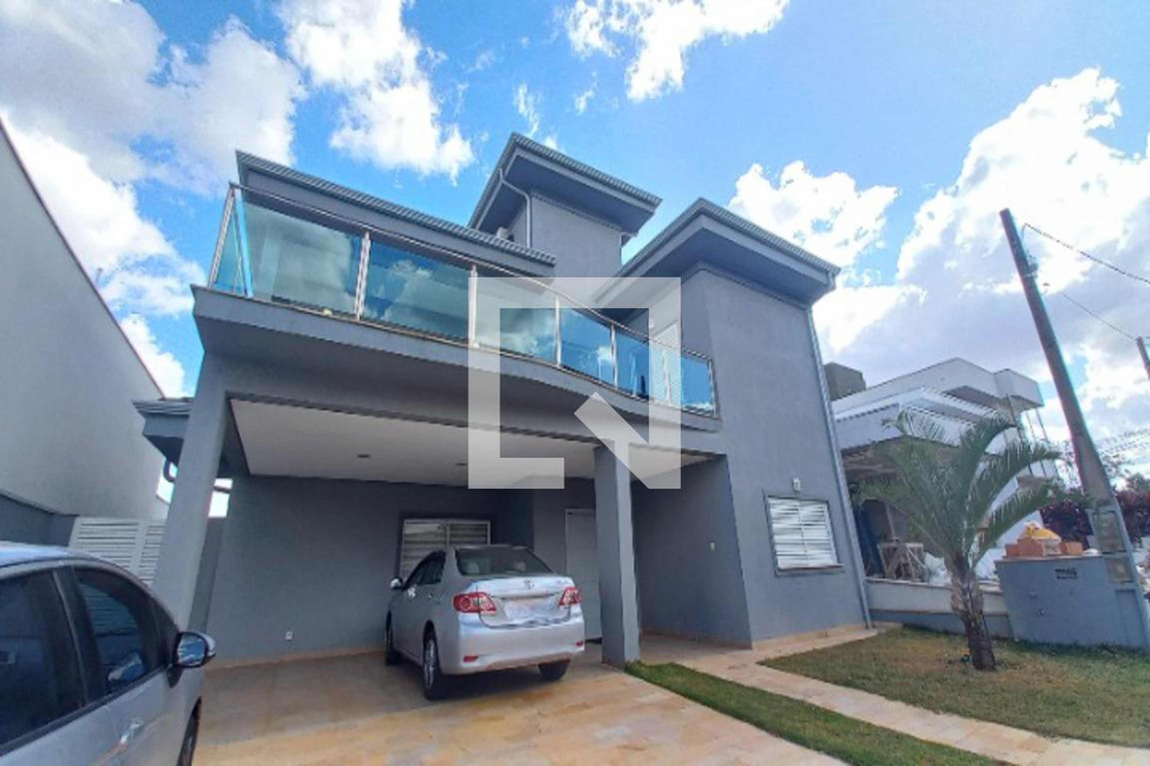 Fachada do Prédio Condomínio Geneve