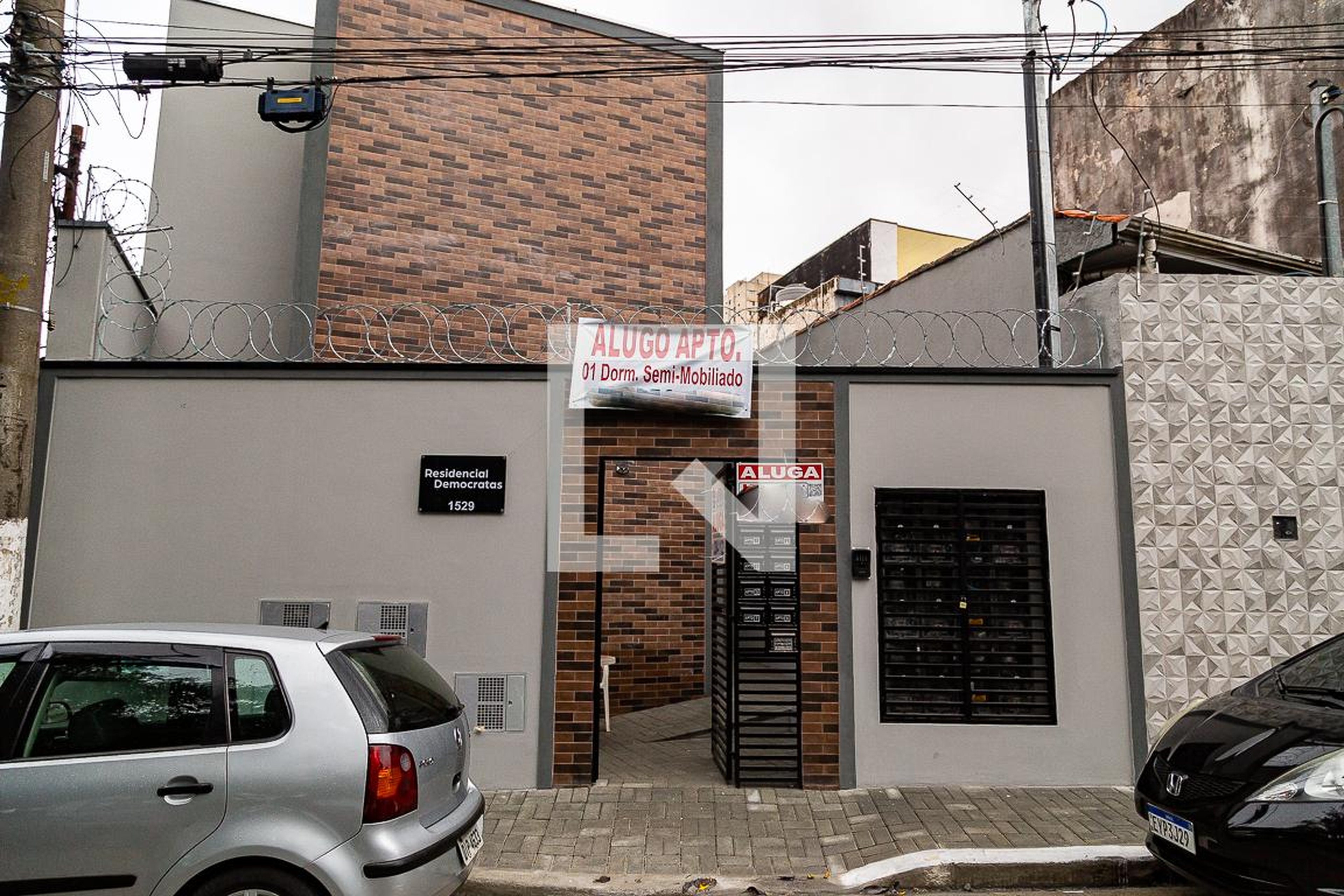 Fachada Condomínio em Rua dos Democratas, 1528