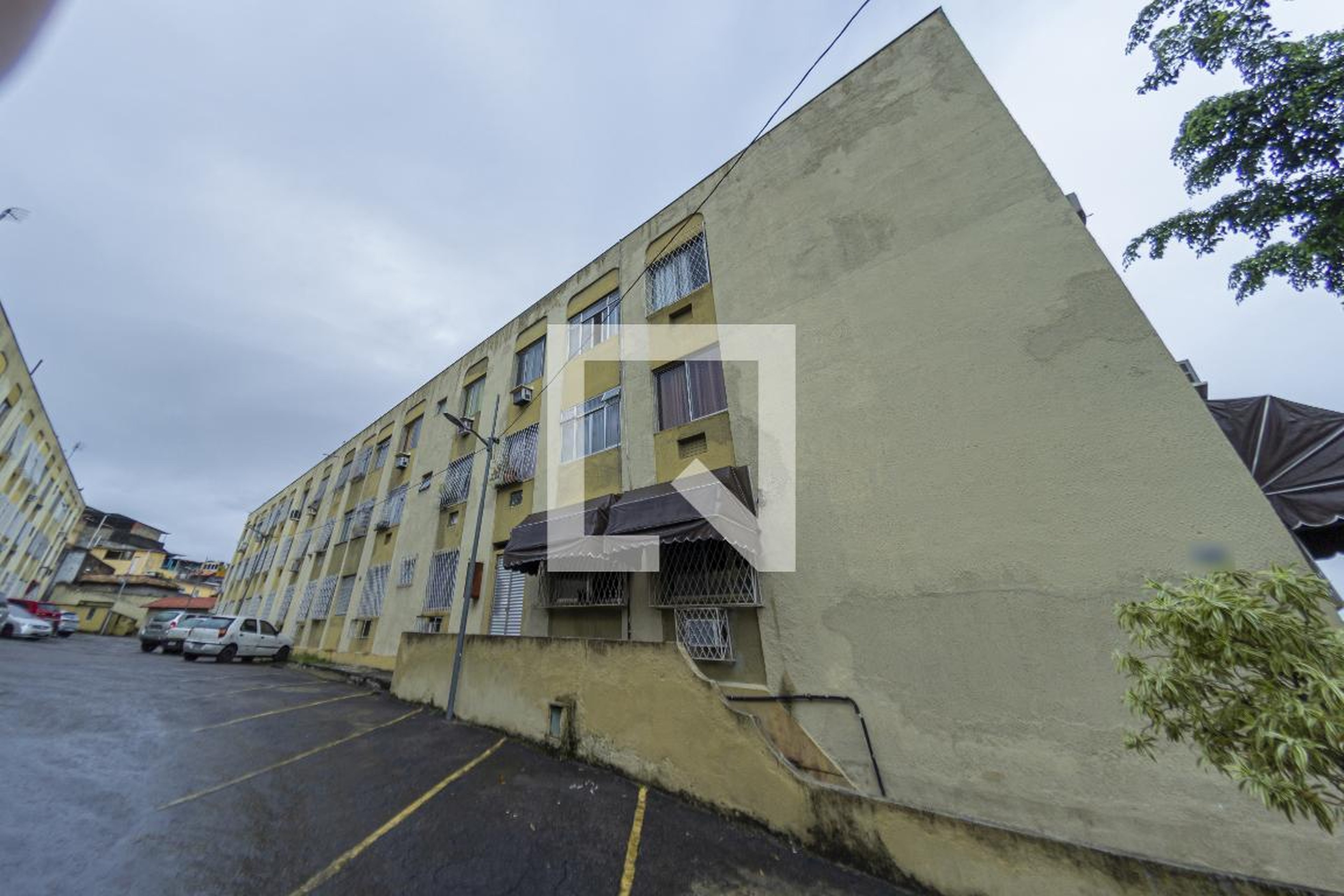 Fachada Condomínio em Rua Santa Rosa, 60