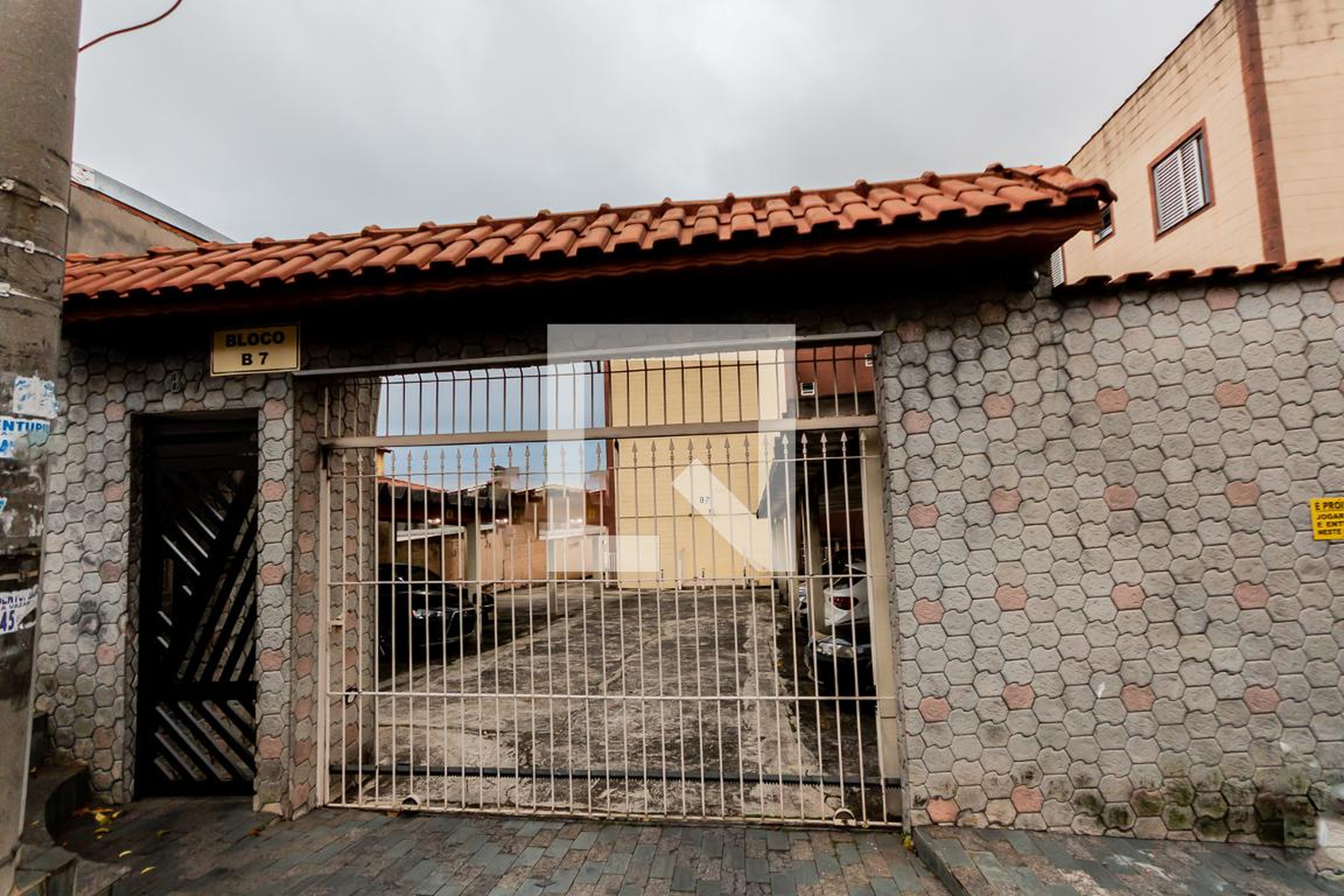 Fachada Condomínio em Rua Pagano Sobrinho, 23