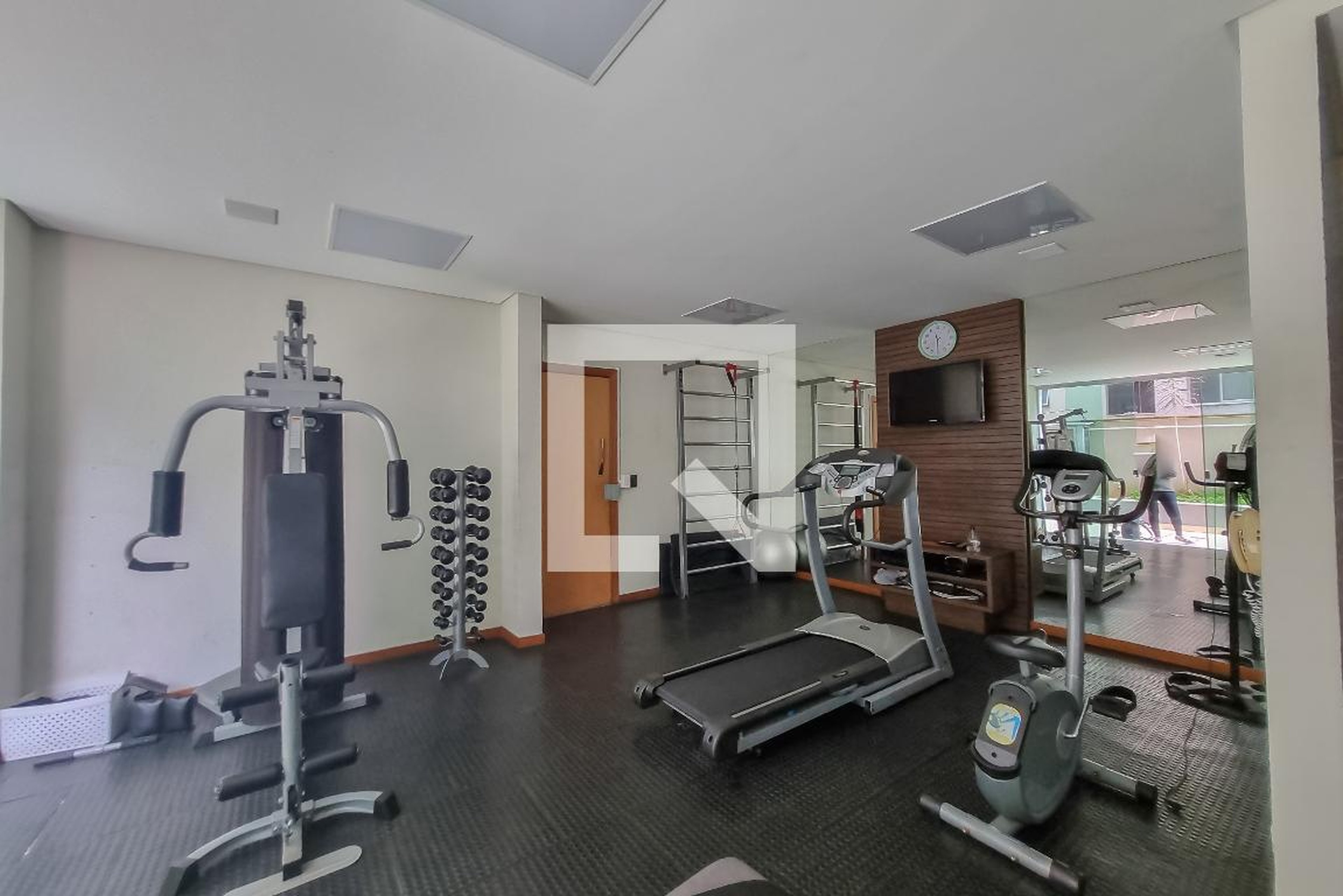 Academia - Edifício Célia Ballesteros