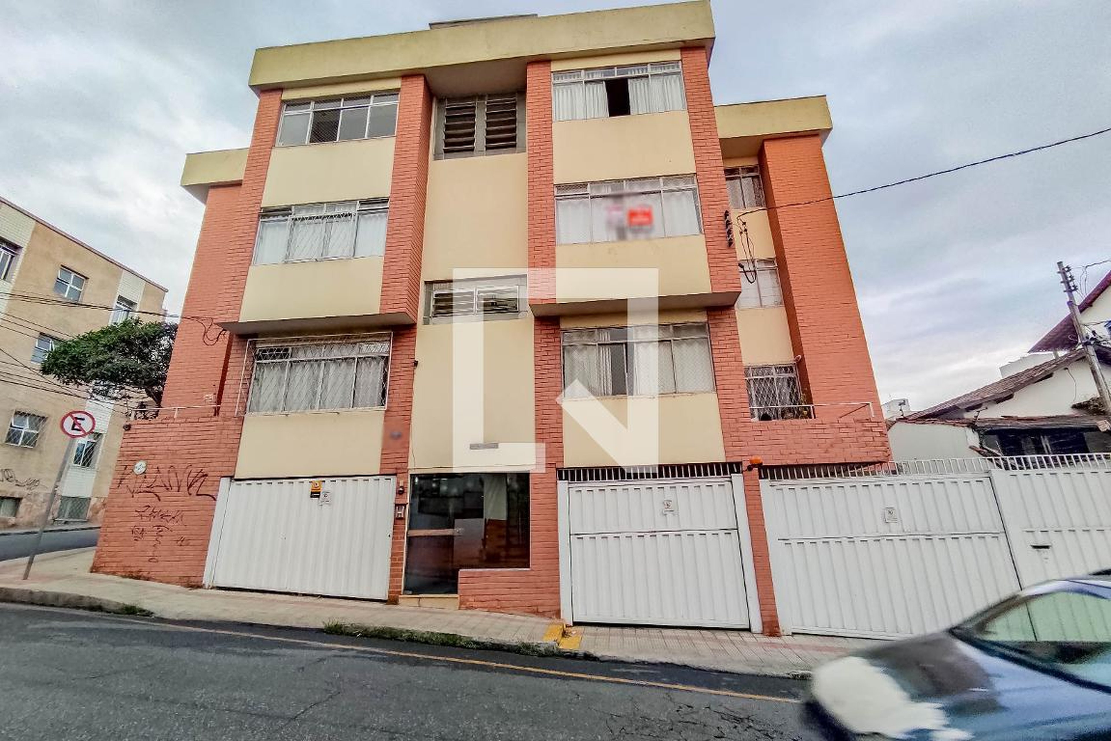 Fachada Condomínio em Rua Campos Elíseos, 587