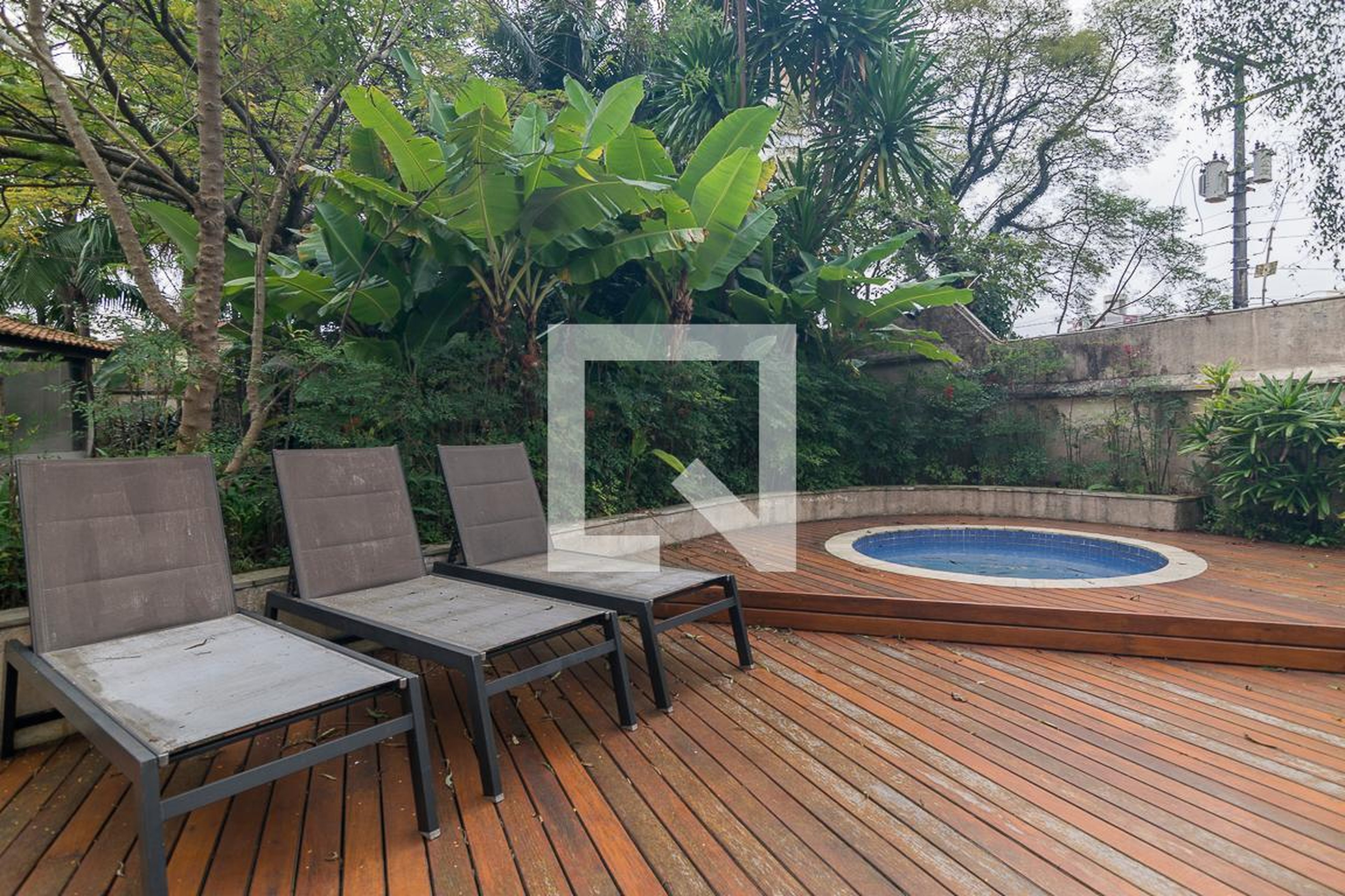 Piscina - Edifício Azteca