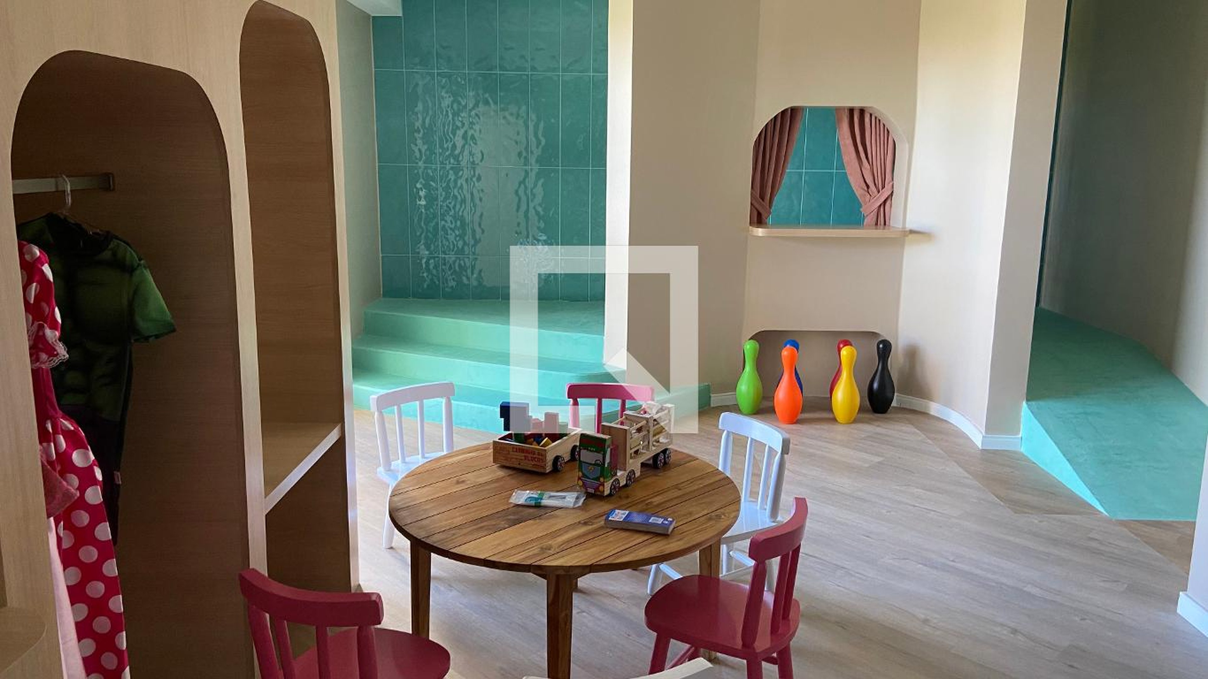 Brinquedoteca - Elmo Vaca Brava