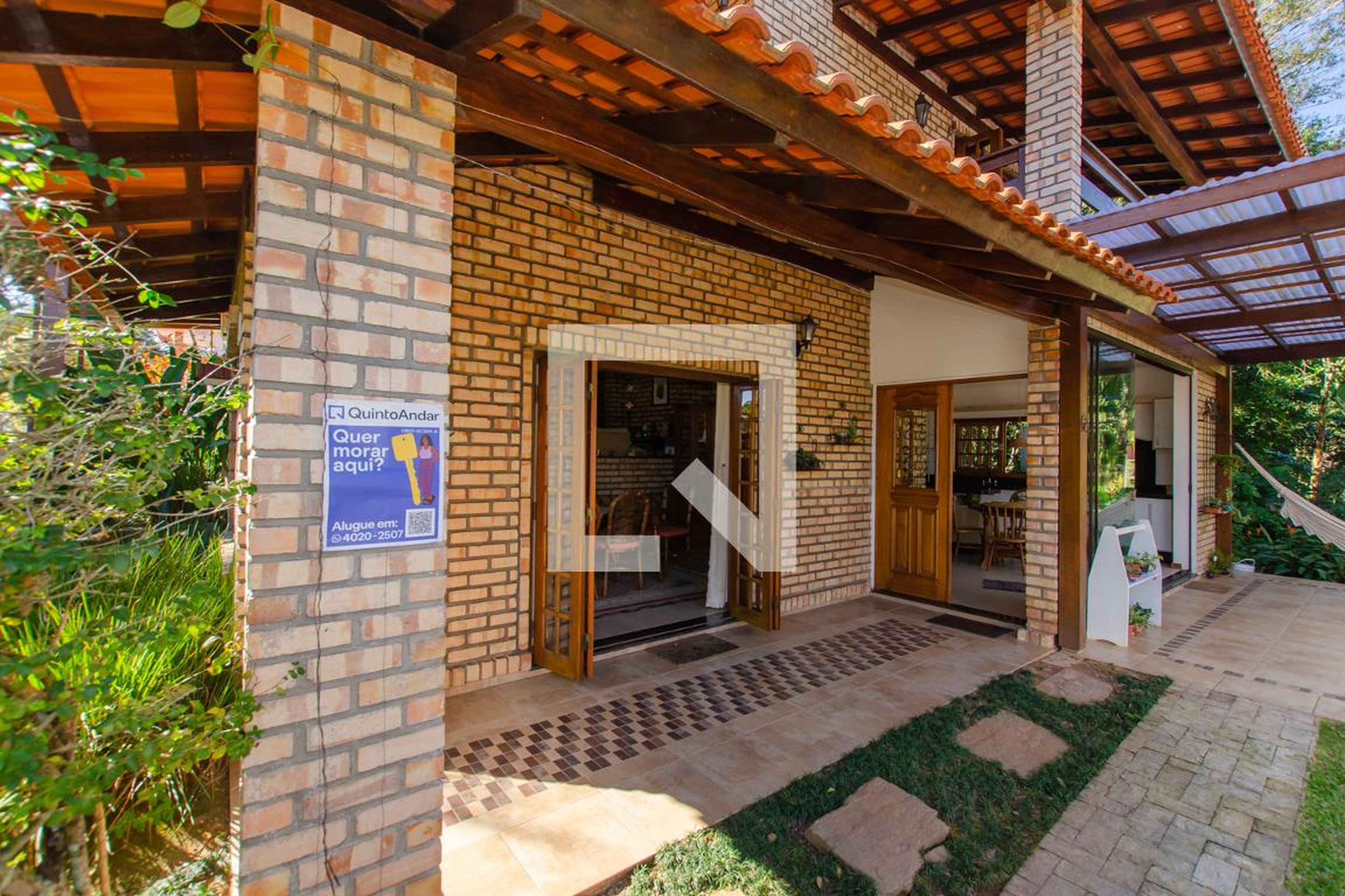 Fachada Condomínio Mangueiras do Cacupé