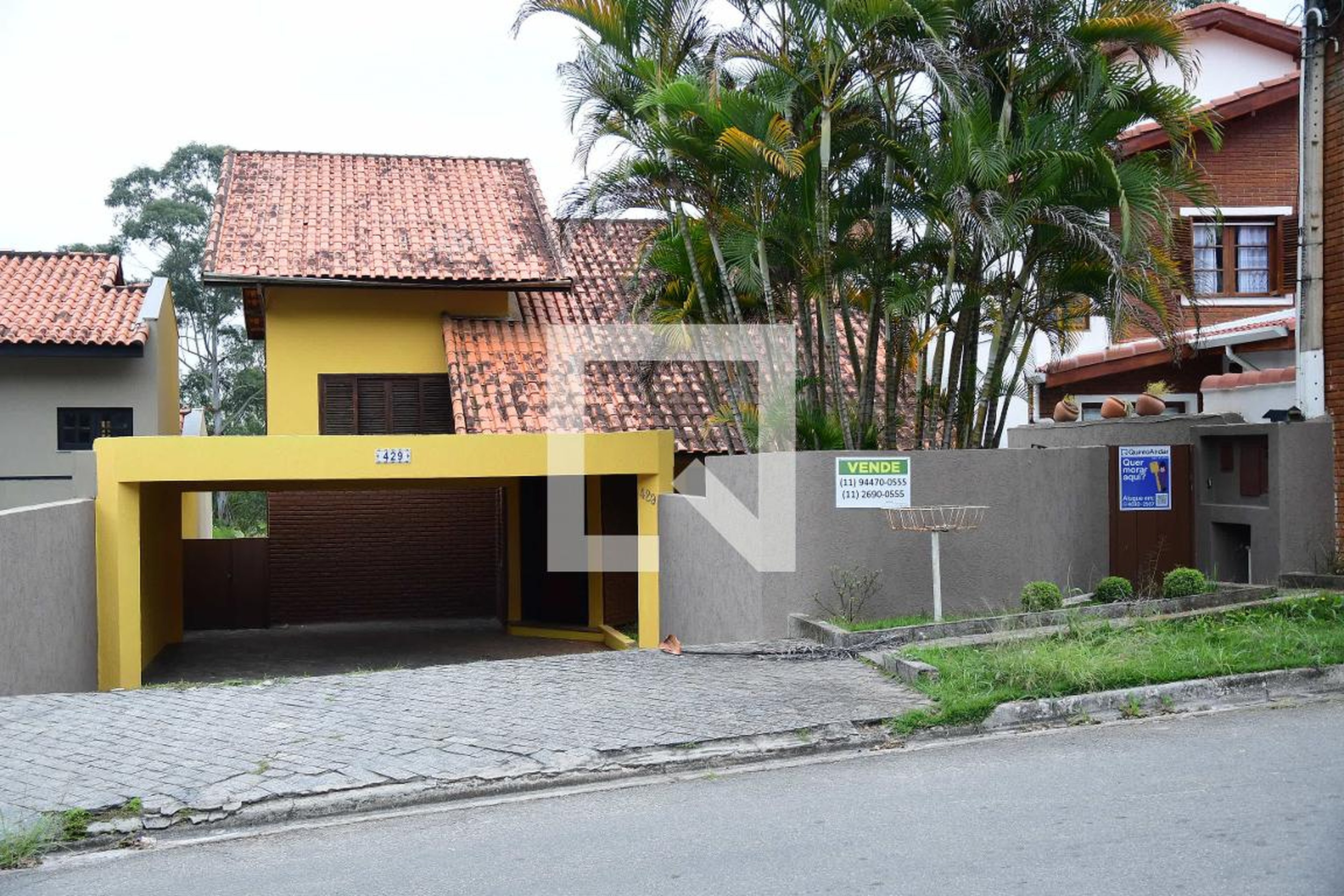 Fachada Condomínio em Rua Alexandre de Gusmão, 429