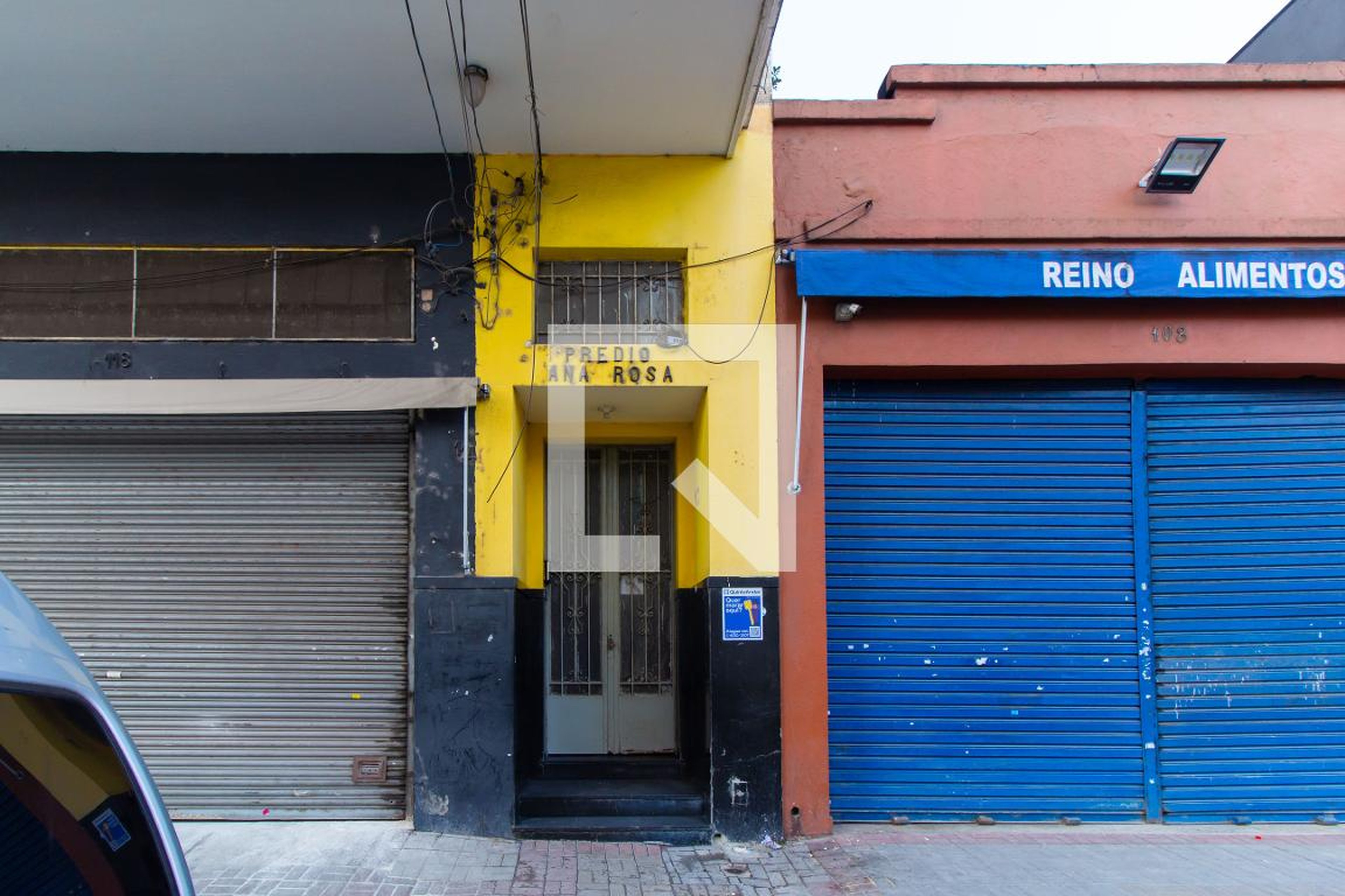 Fachada Condomínio em Rua do Lucas, 11