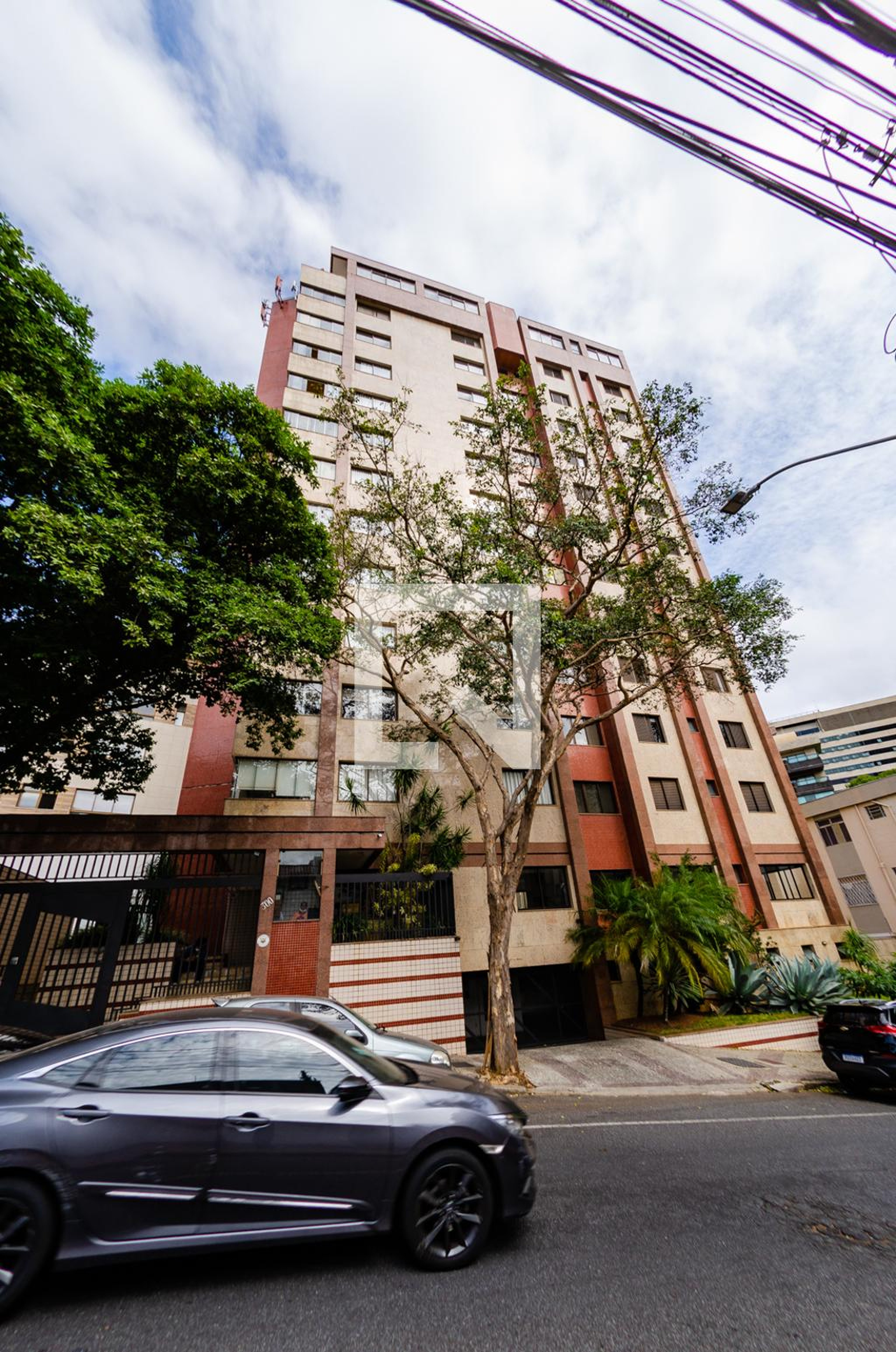 Fachada Edifício Portal da Serra