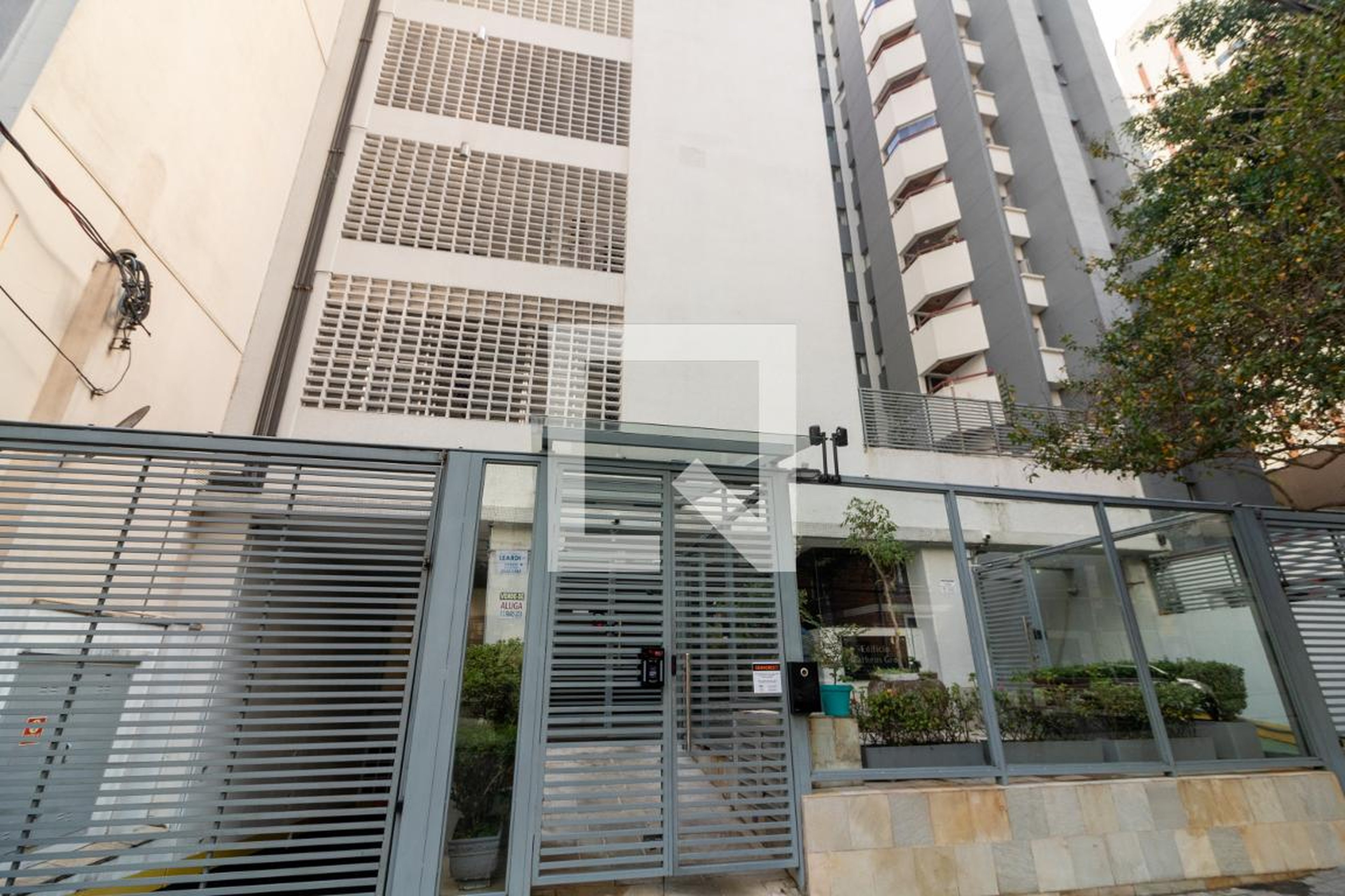 Fachada Edifício Grou