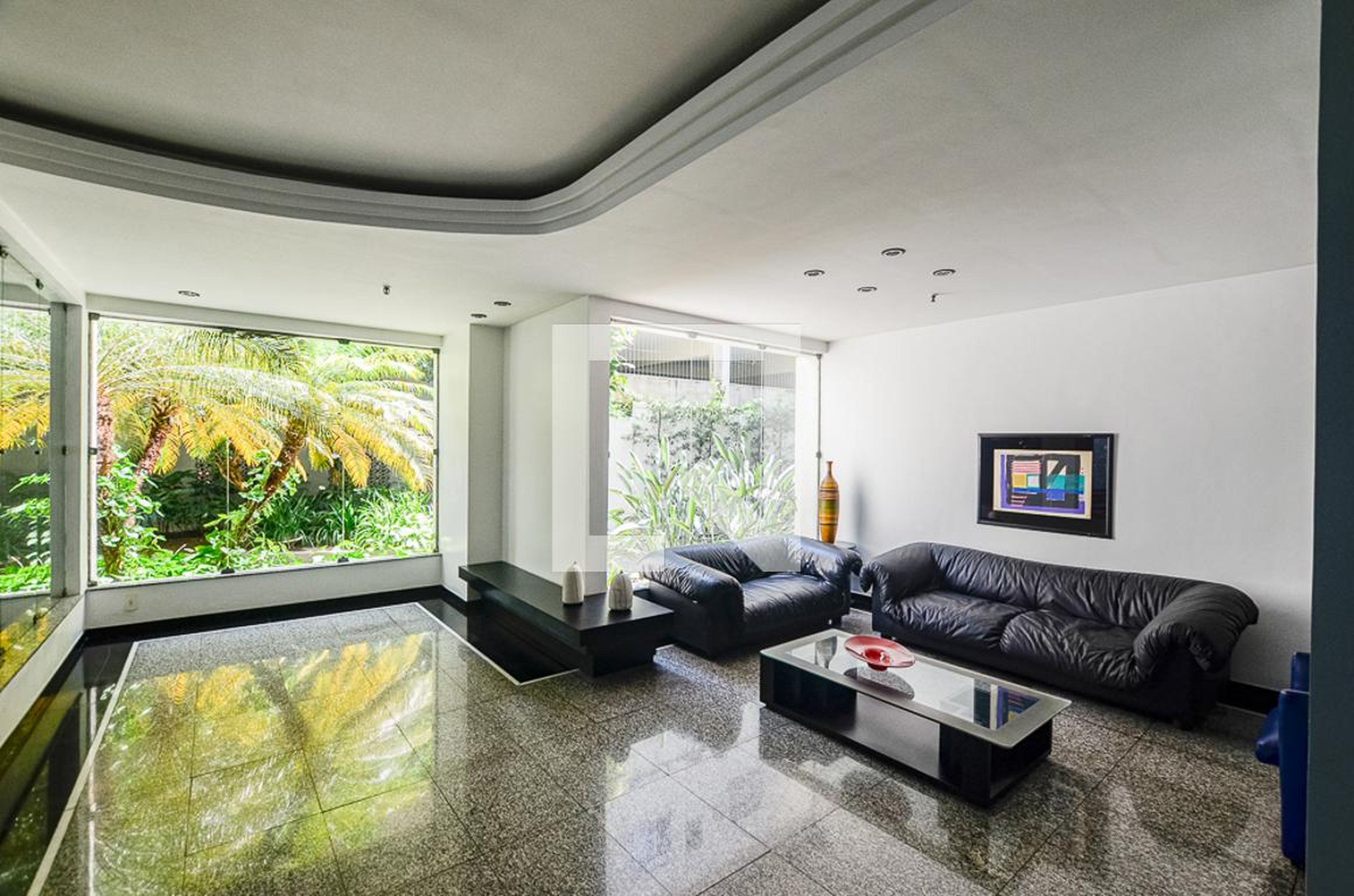 Hall de entrada - Edifício Solar das Amendoeiras