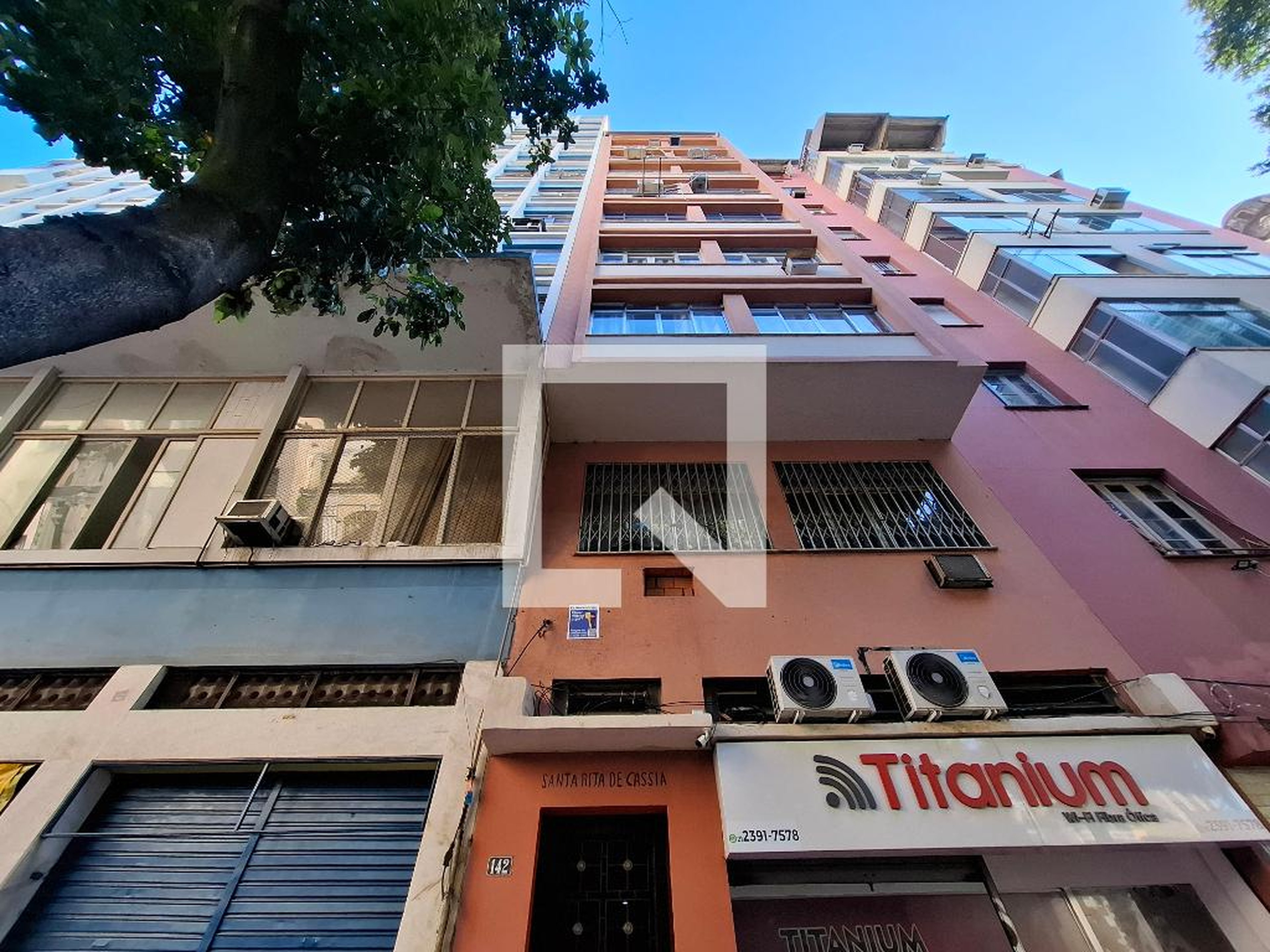 Fachada Condomínio Santa Rita de Cássia