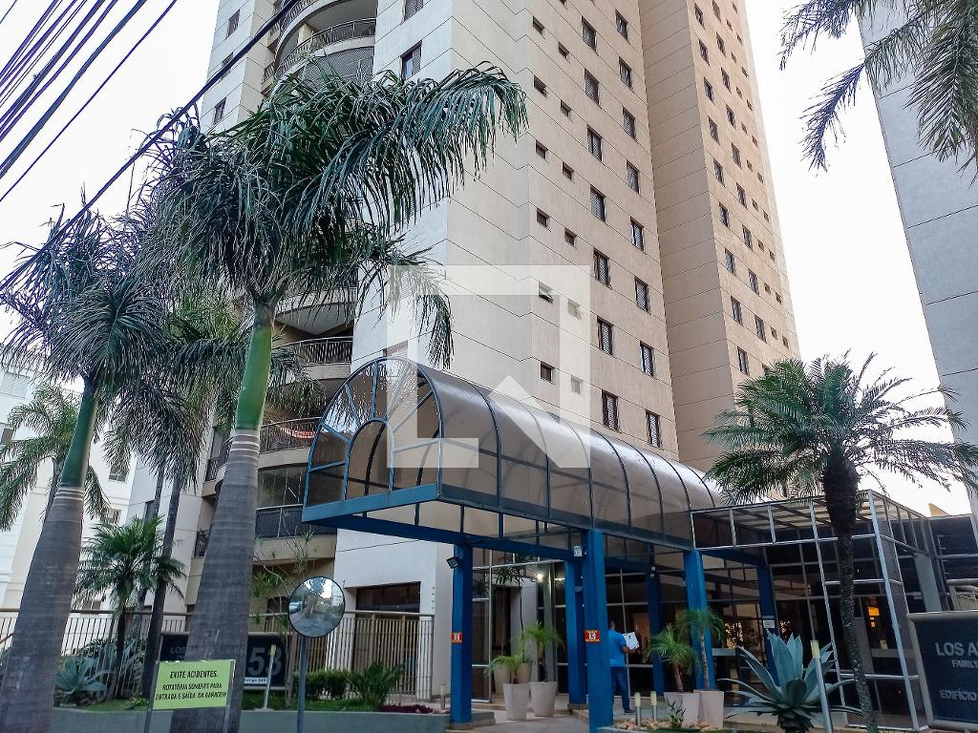 Fachada Residencial Los Angeles