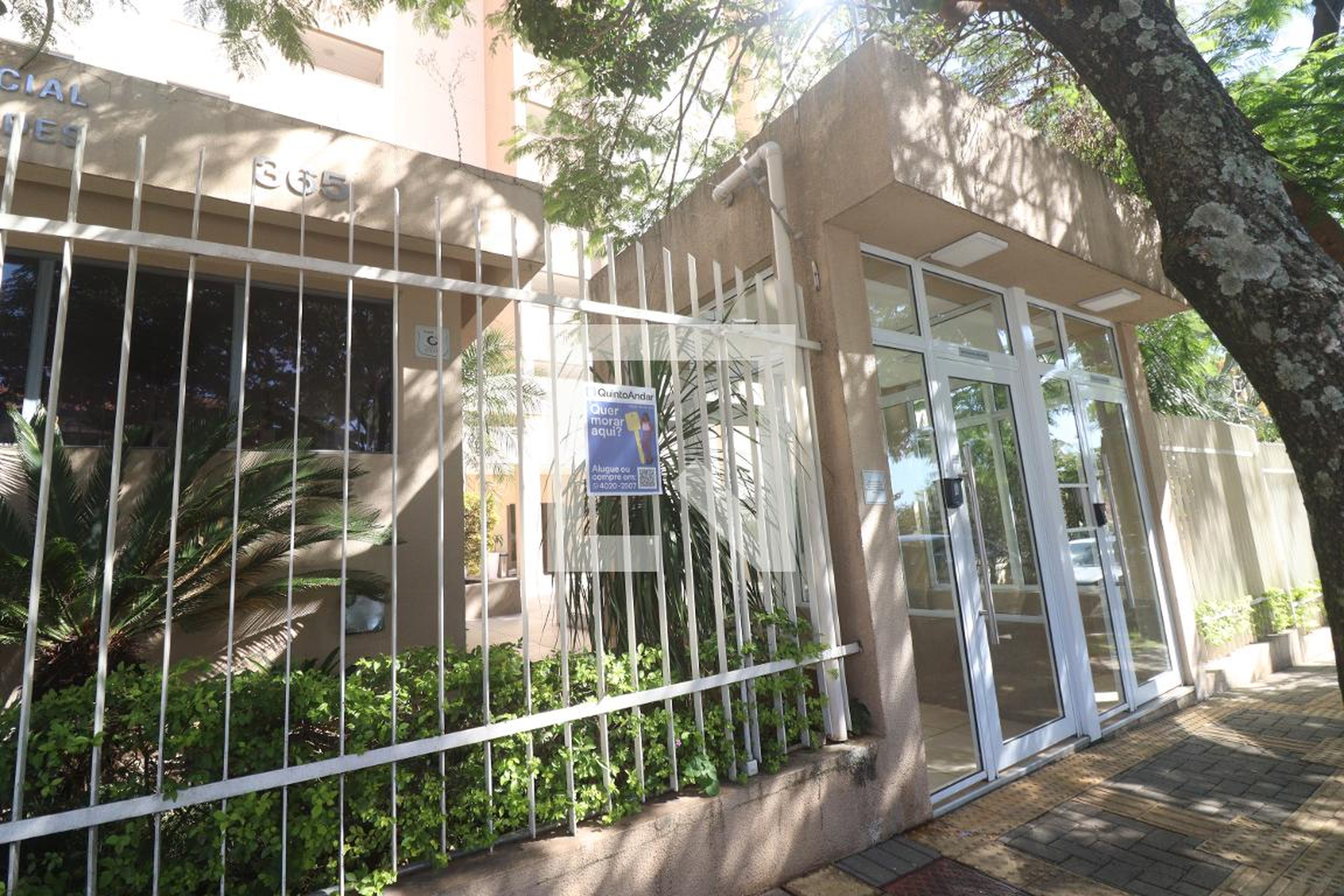 Fachada do condomínio Condomínio Everglades