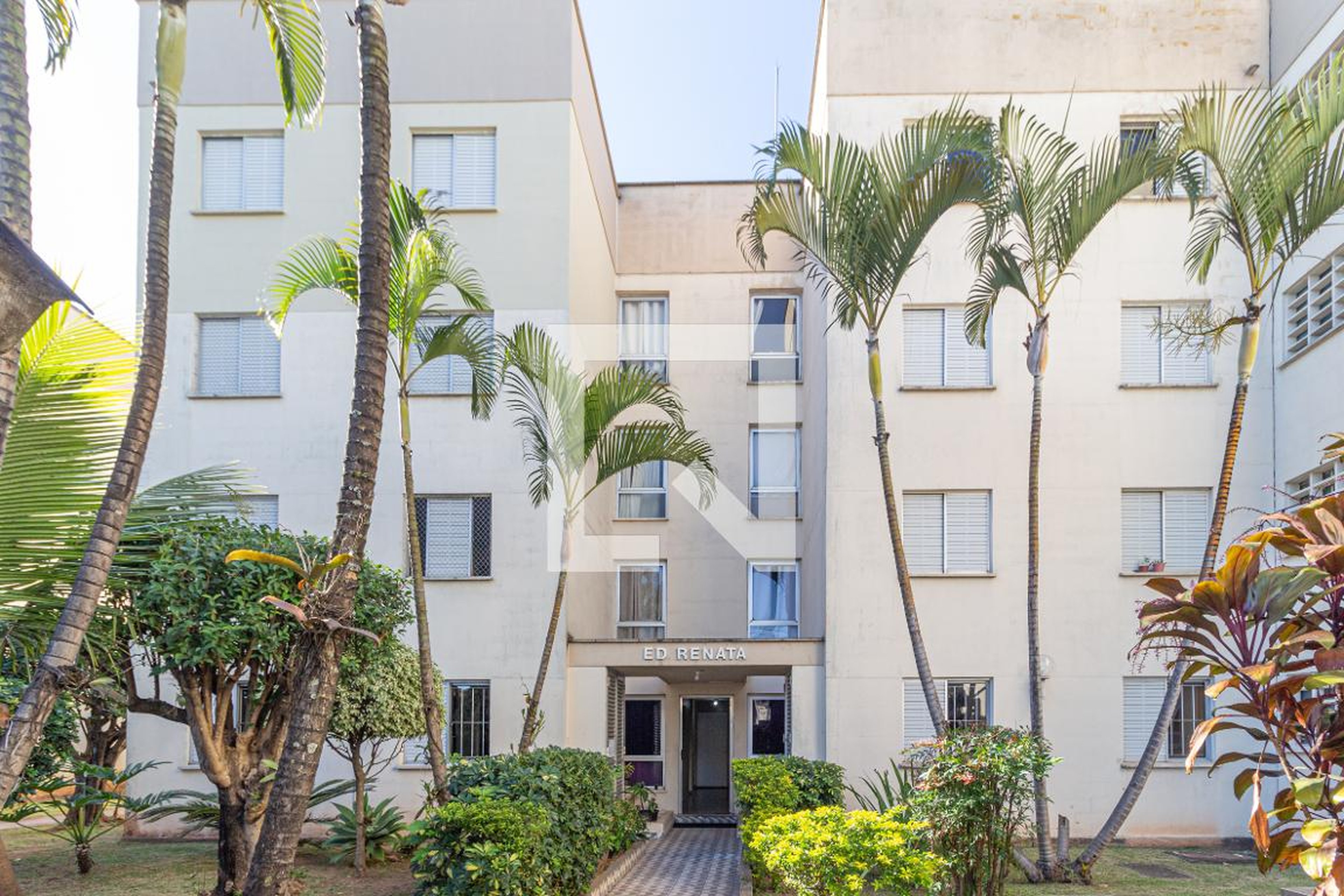 Fachada Condomínio em Avenida Inocêncio Seráfico, 33333