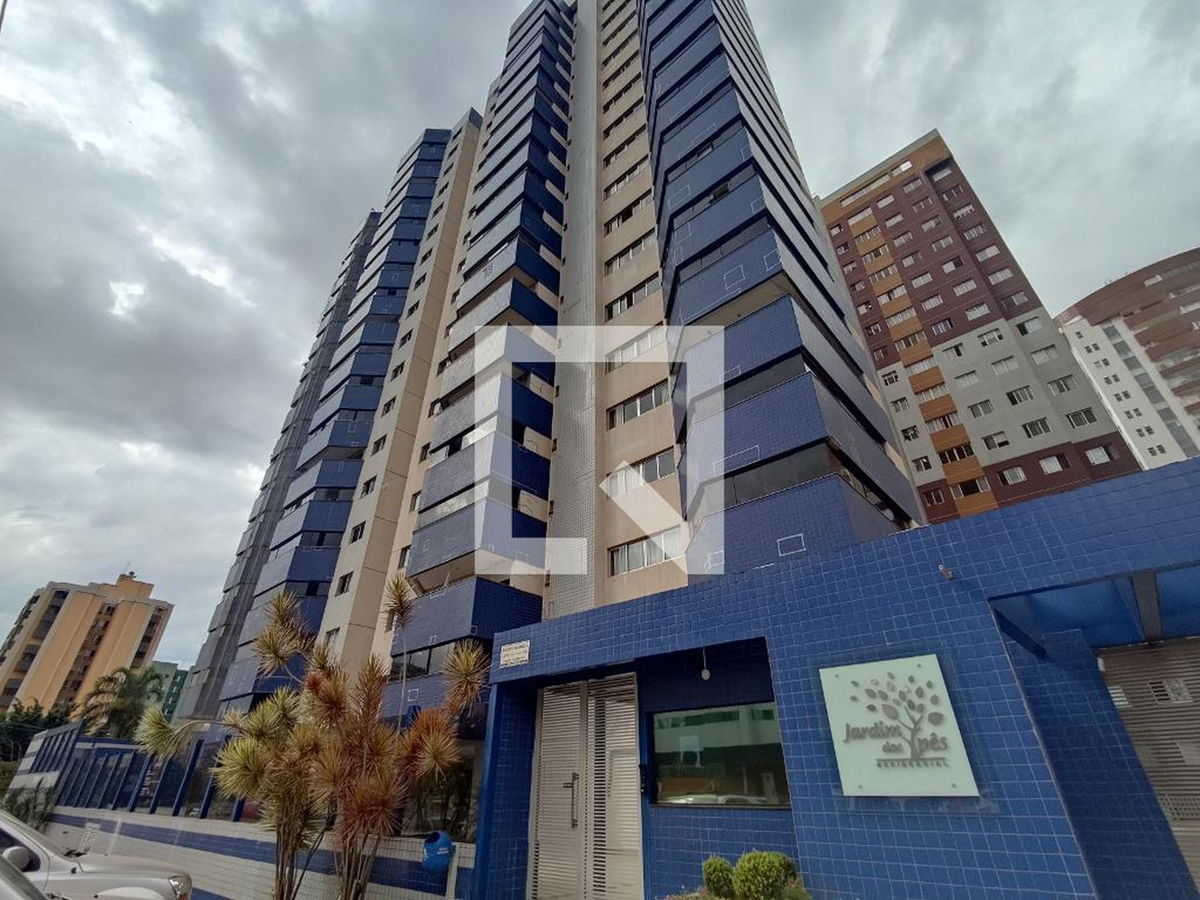 Fachada Residencial Jardim dos Ipês