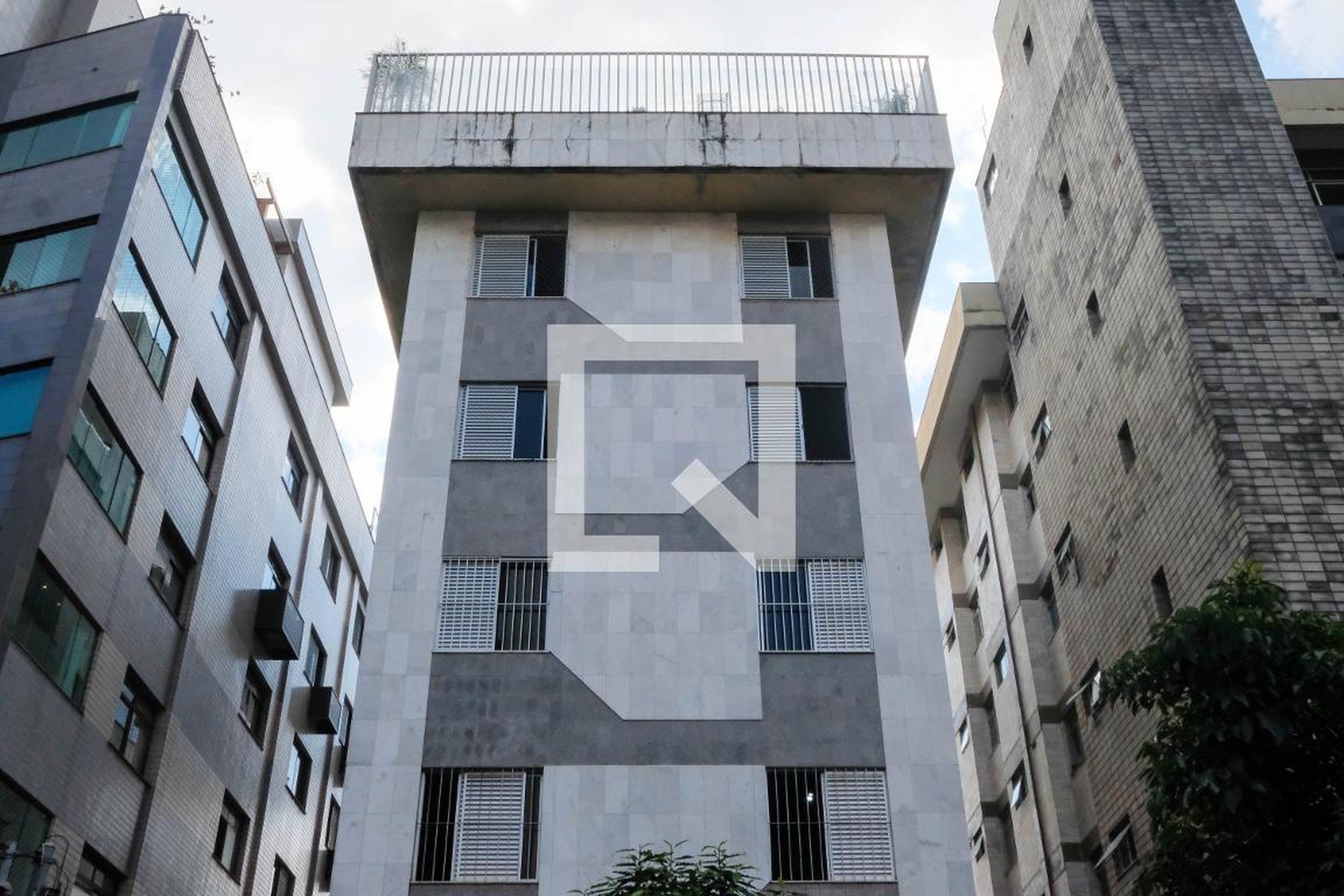 Fachada Condomínio em Rua Montevidéu, 541