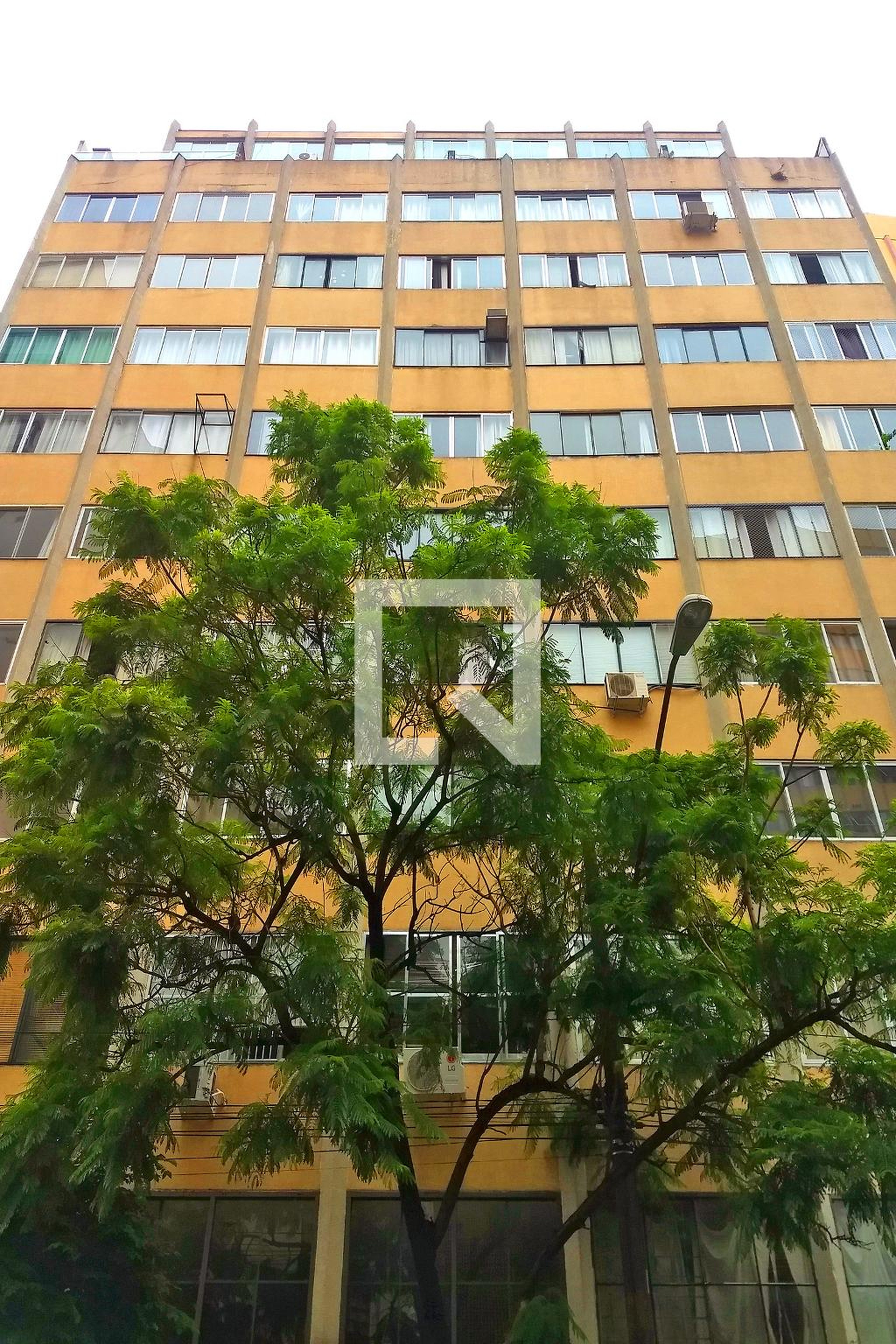 Fachada Condomínio em Avenida Benjamin Harris Hunicutt, 162