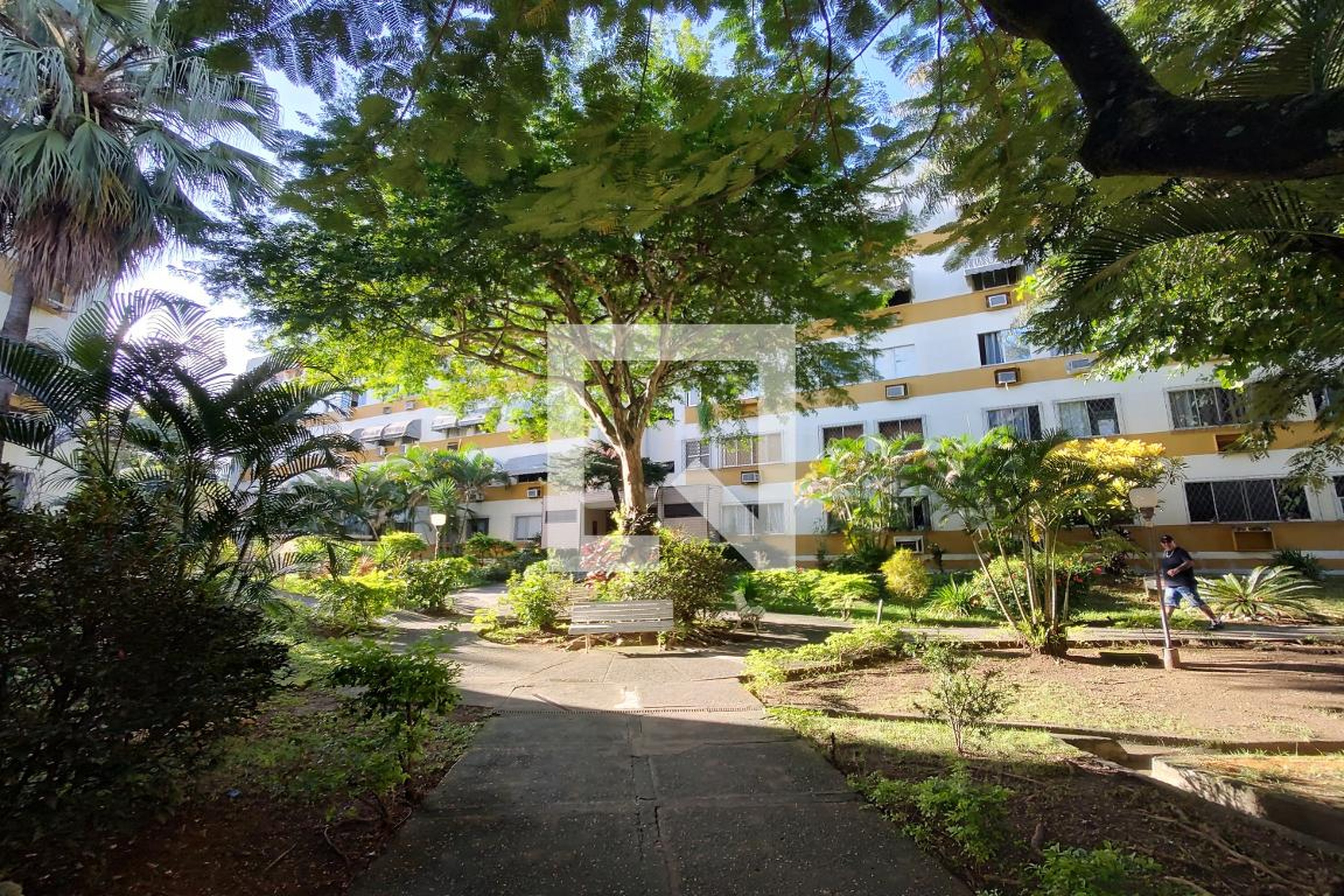 Condomínio - Gabinal 1