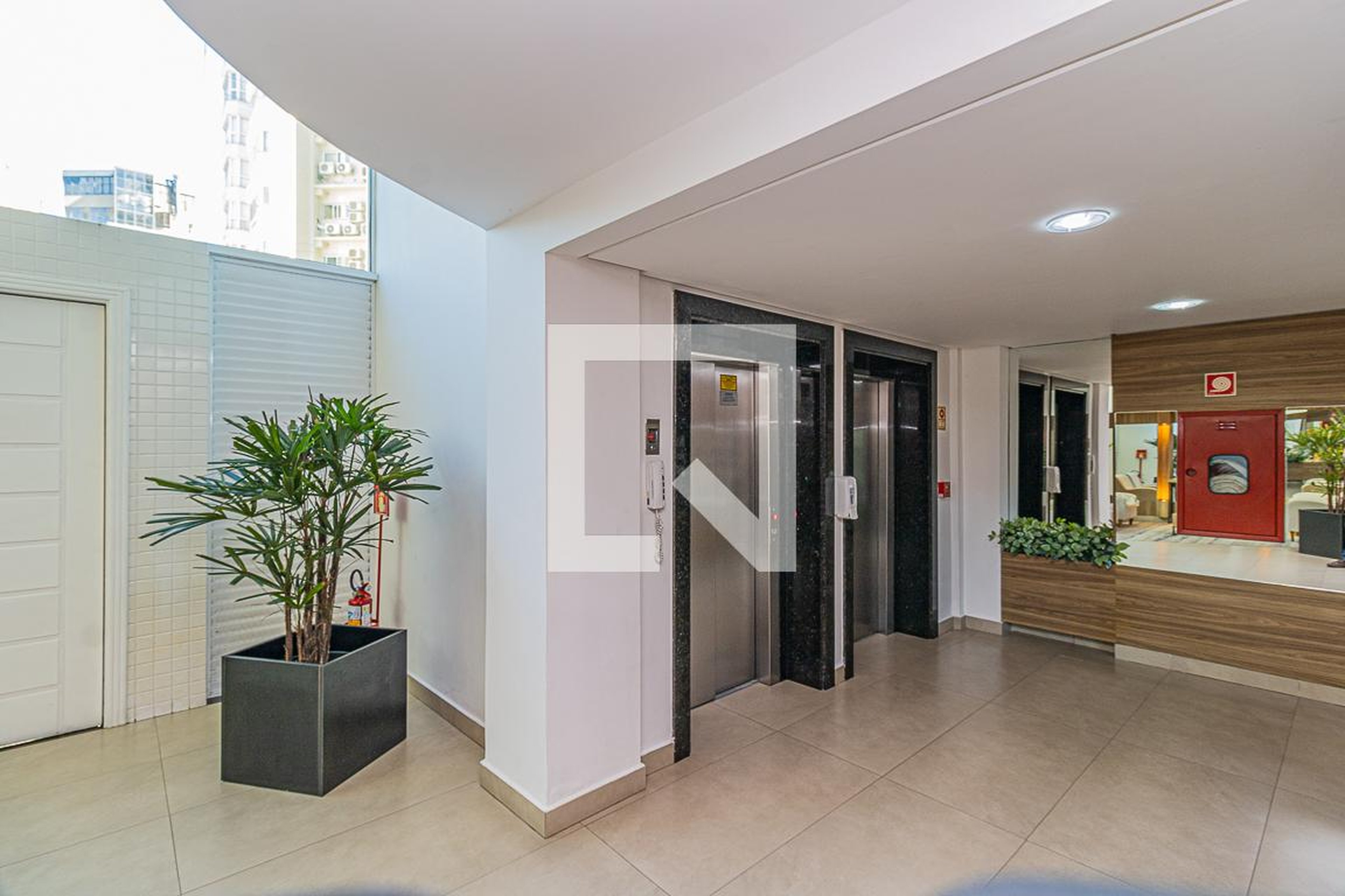 Hall de entrada - Paris