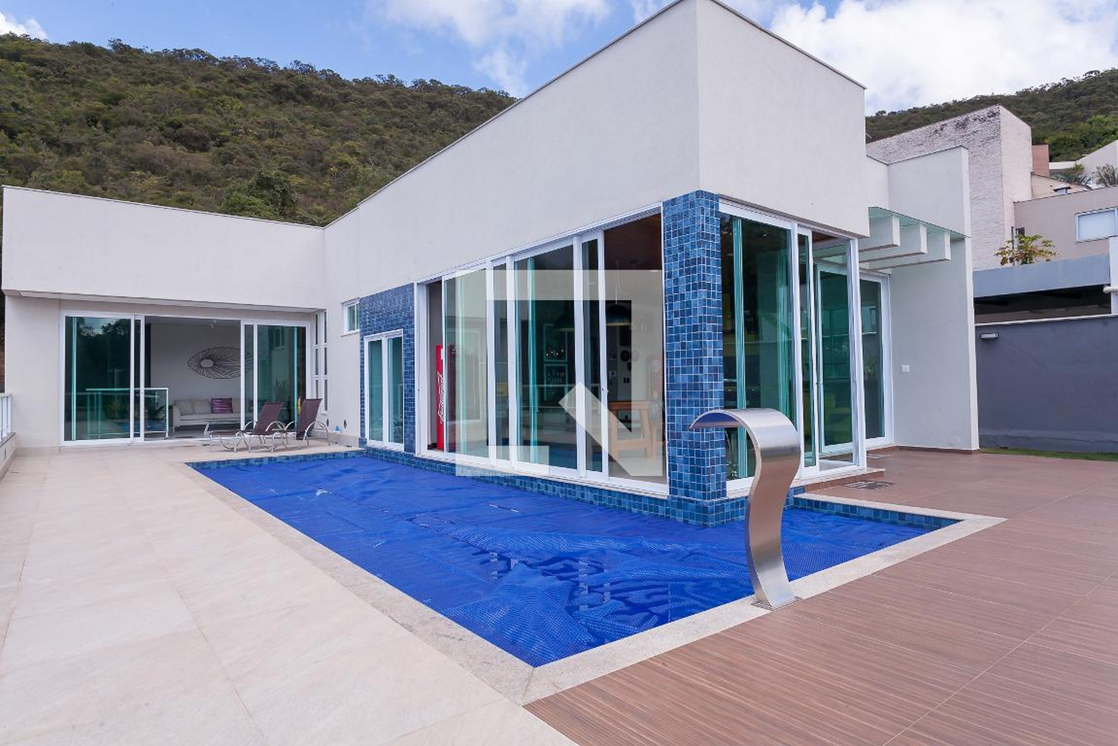 piscina Condomínio Quintas do Sol