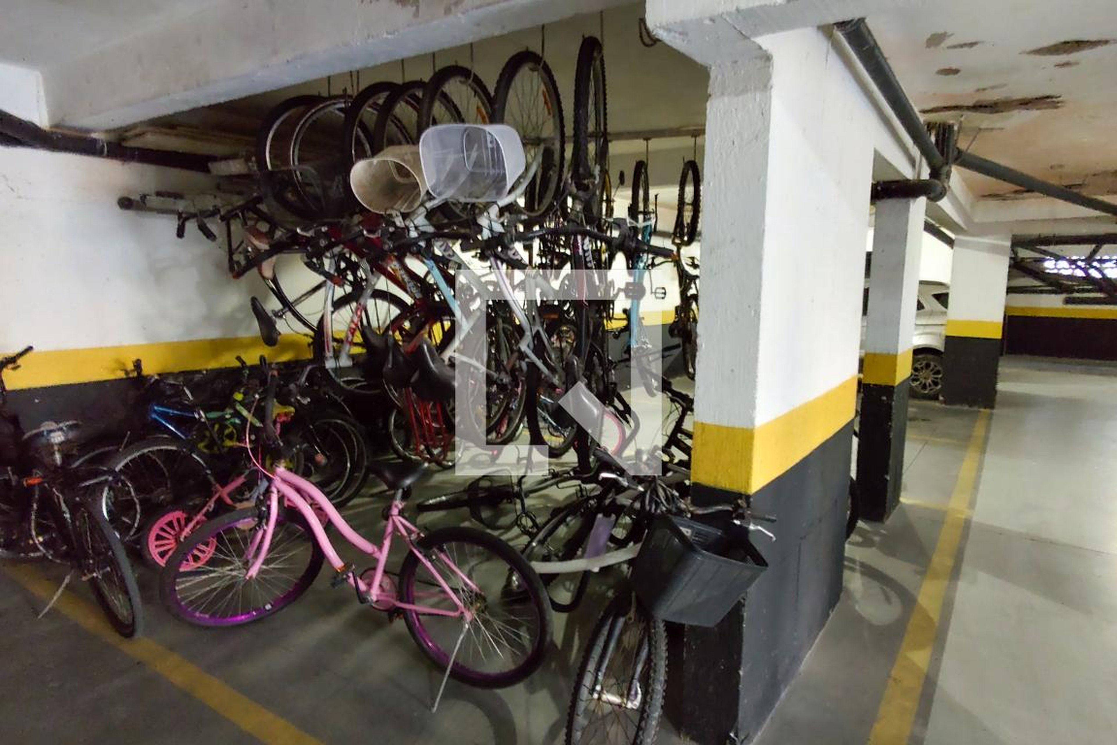 Bicicletário - Edifício Porto Fino