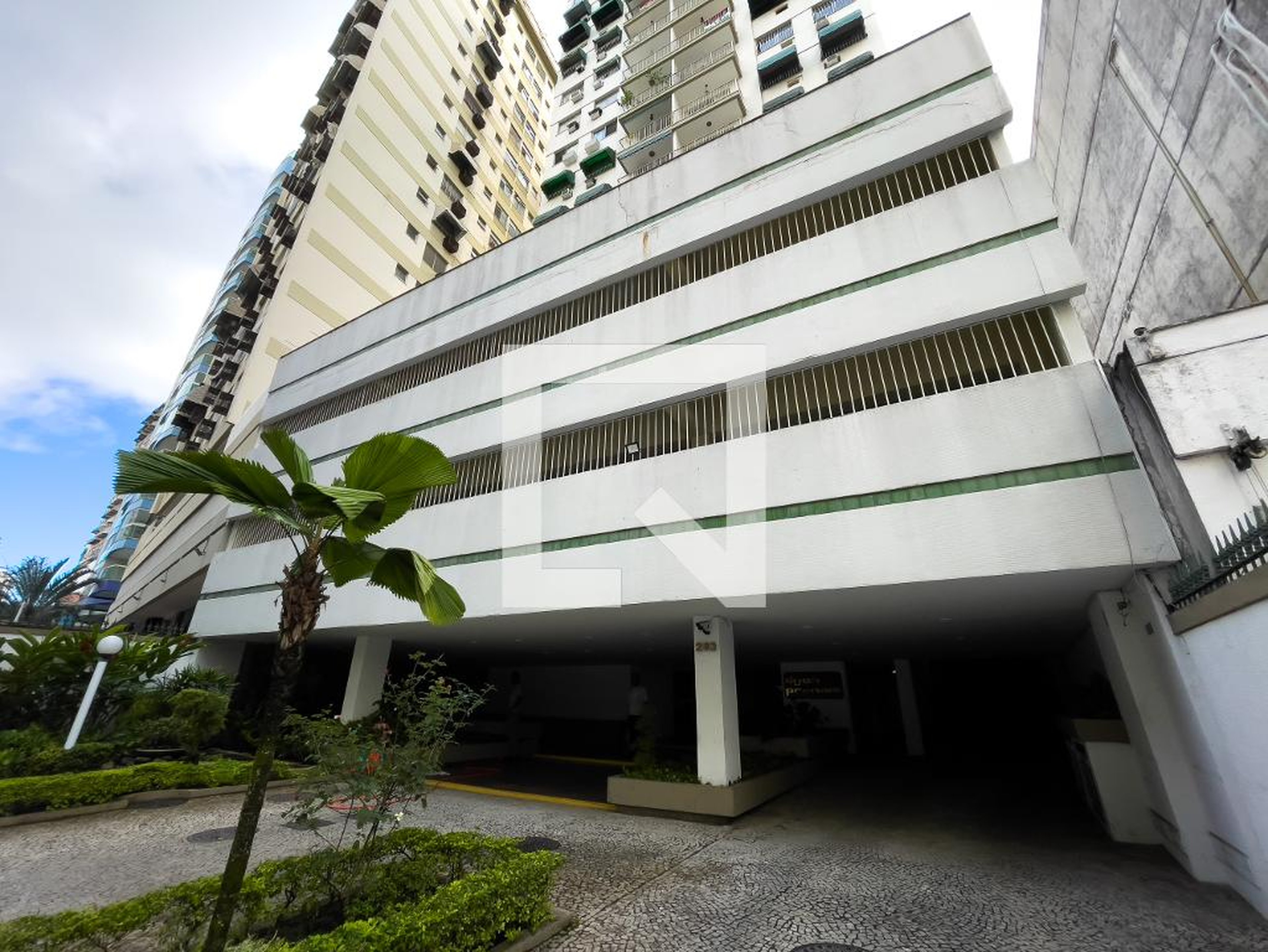 Fachada Edifício Dijon Prenois