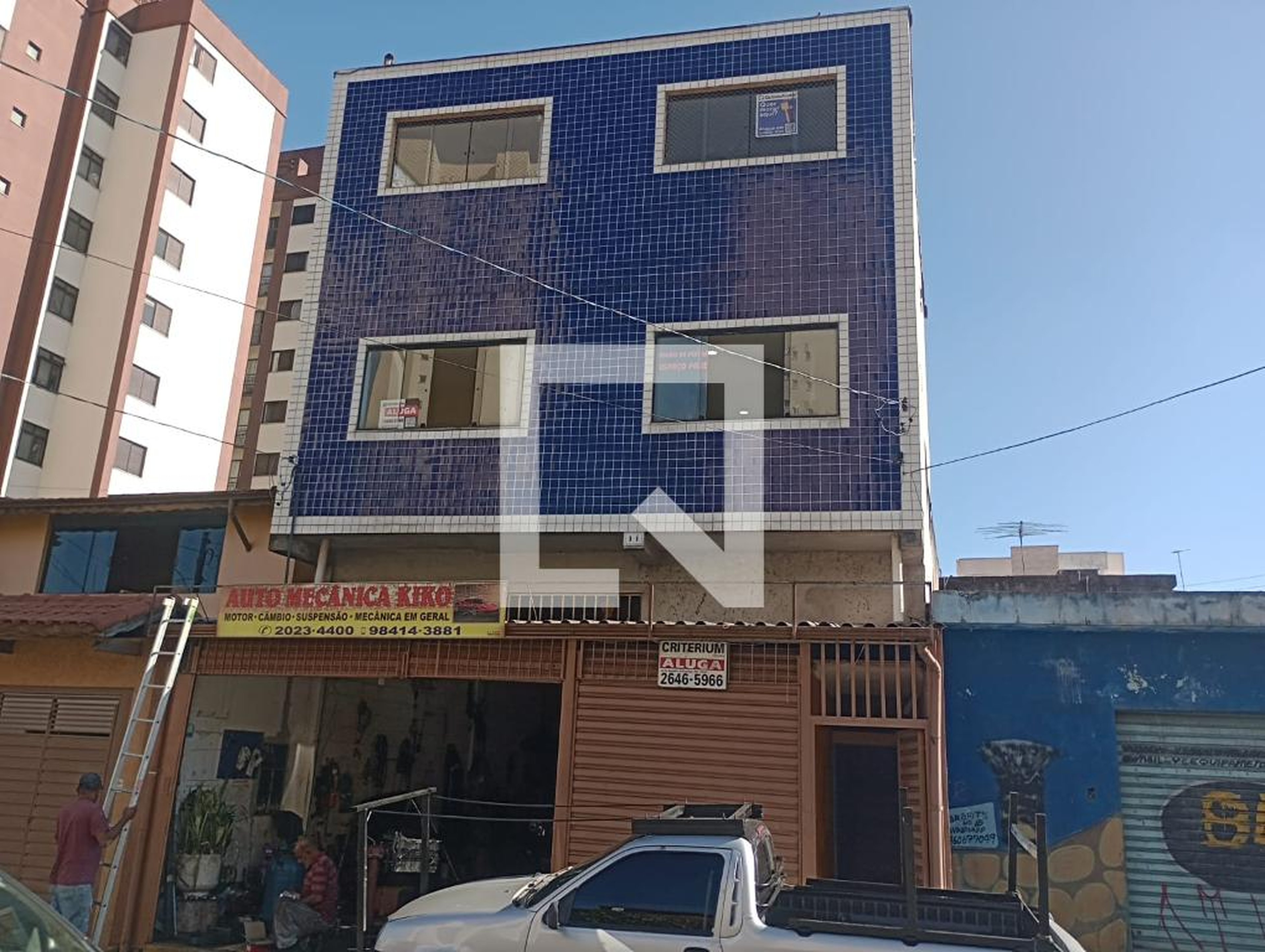 Fachada Condomínio em Rua Cristóvão Camargo, 11