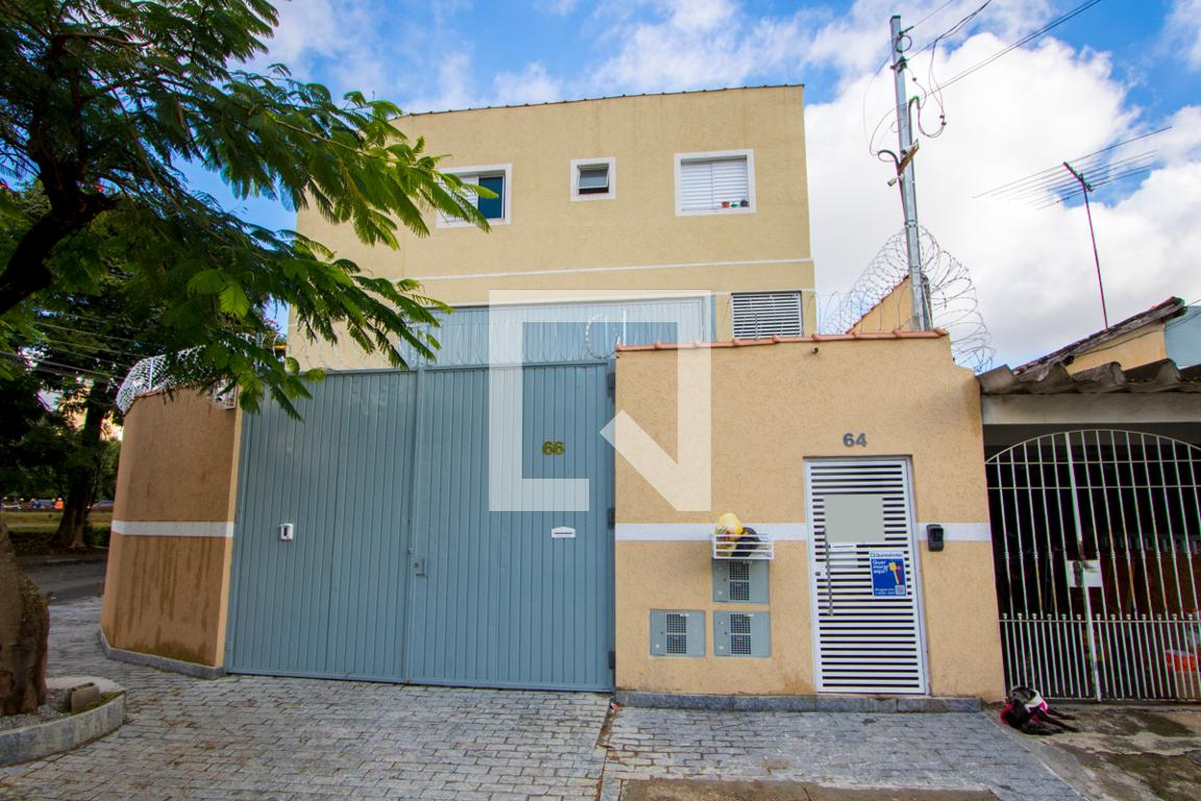 Fachada Condomínio em Rua Urupema, 66
