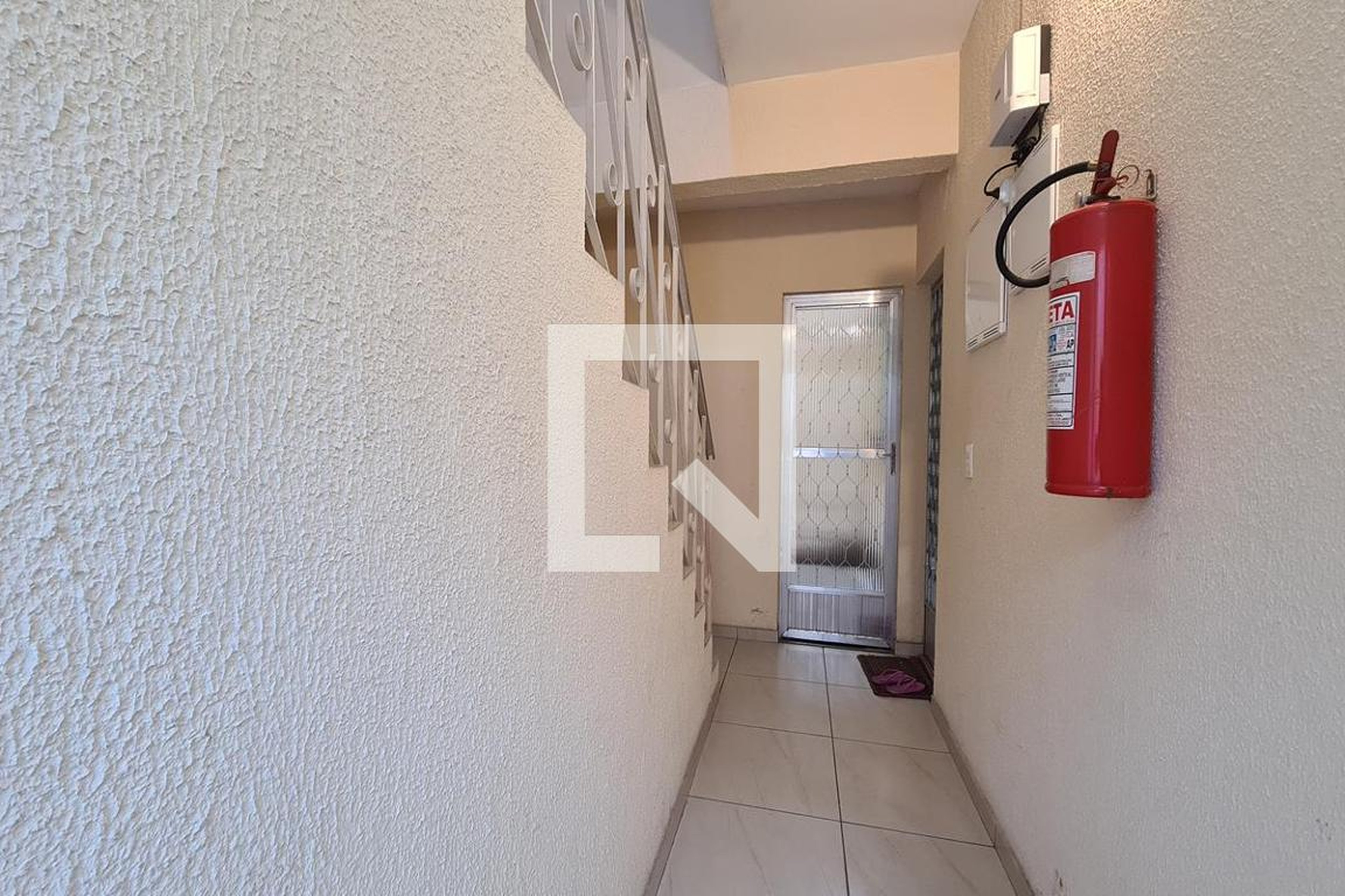 Hall social - Joaquim Soares, 86