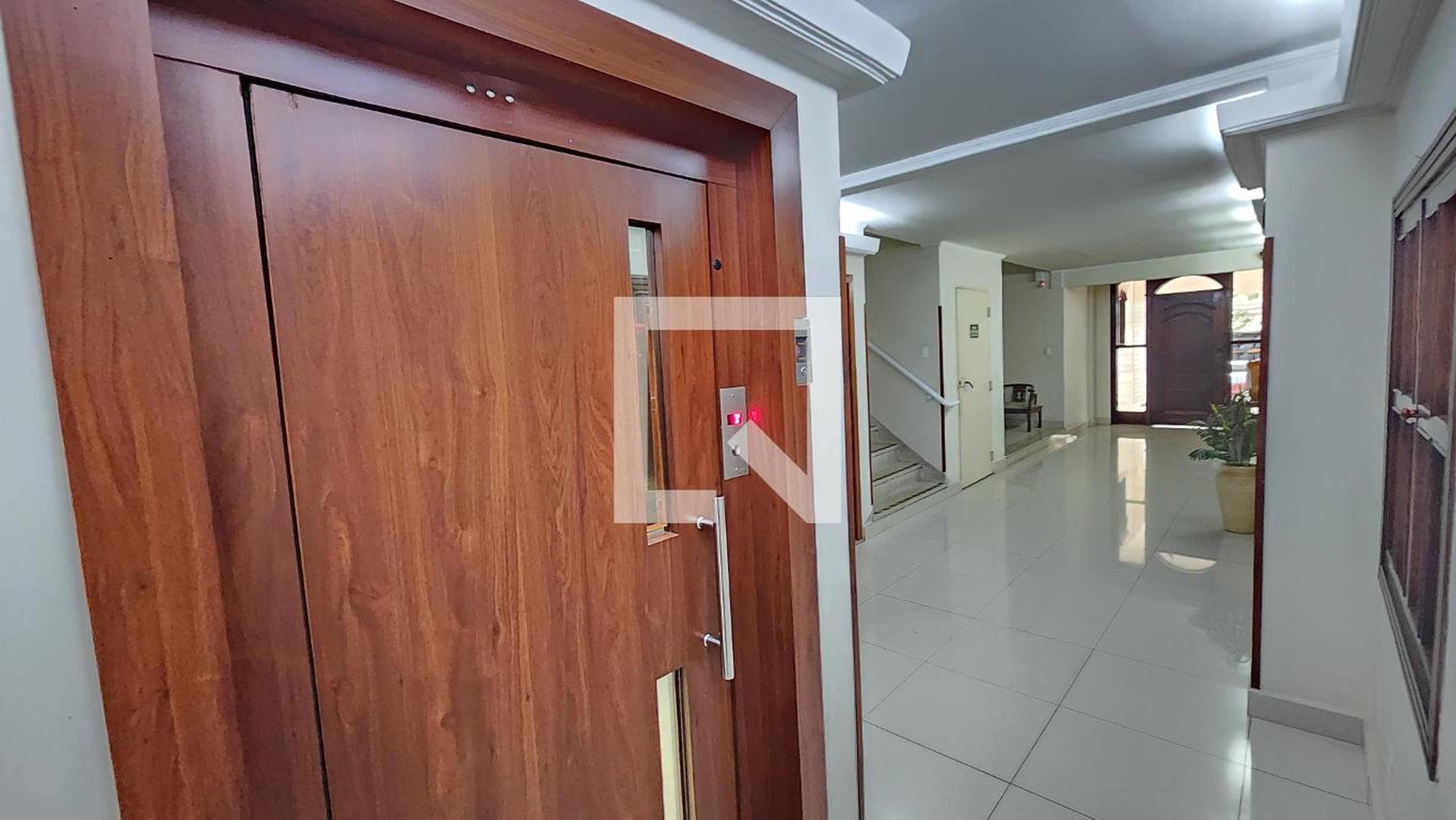 ELEVADOR - Edifício Manaus