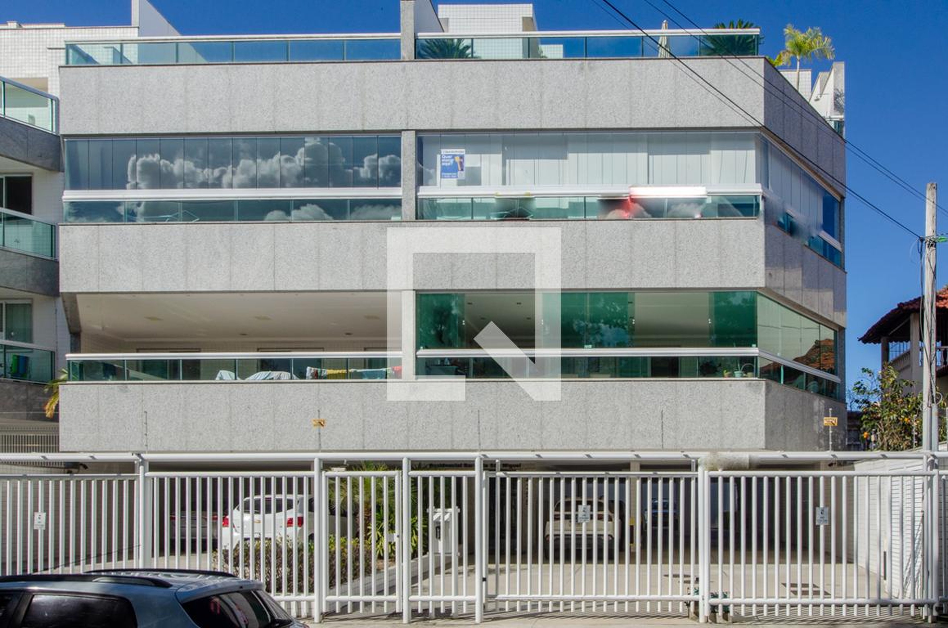 Fachada do prédio Condomínio Barra de São Miguel