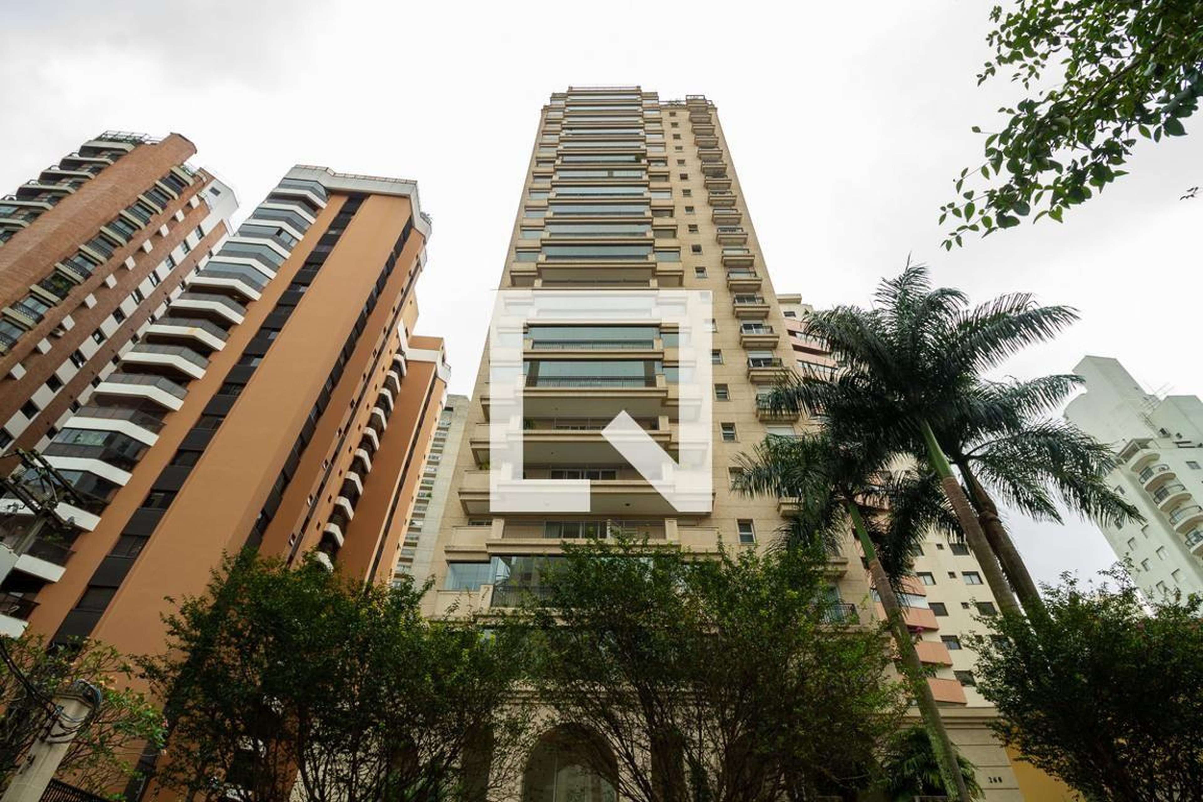 Fachada do Prédio Condomínio Leternité