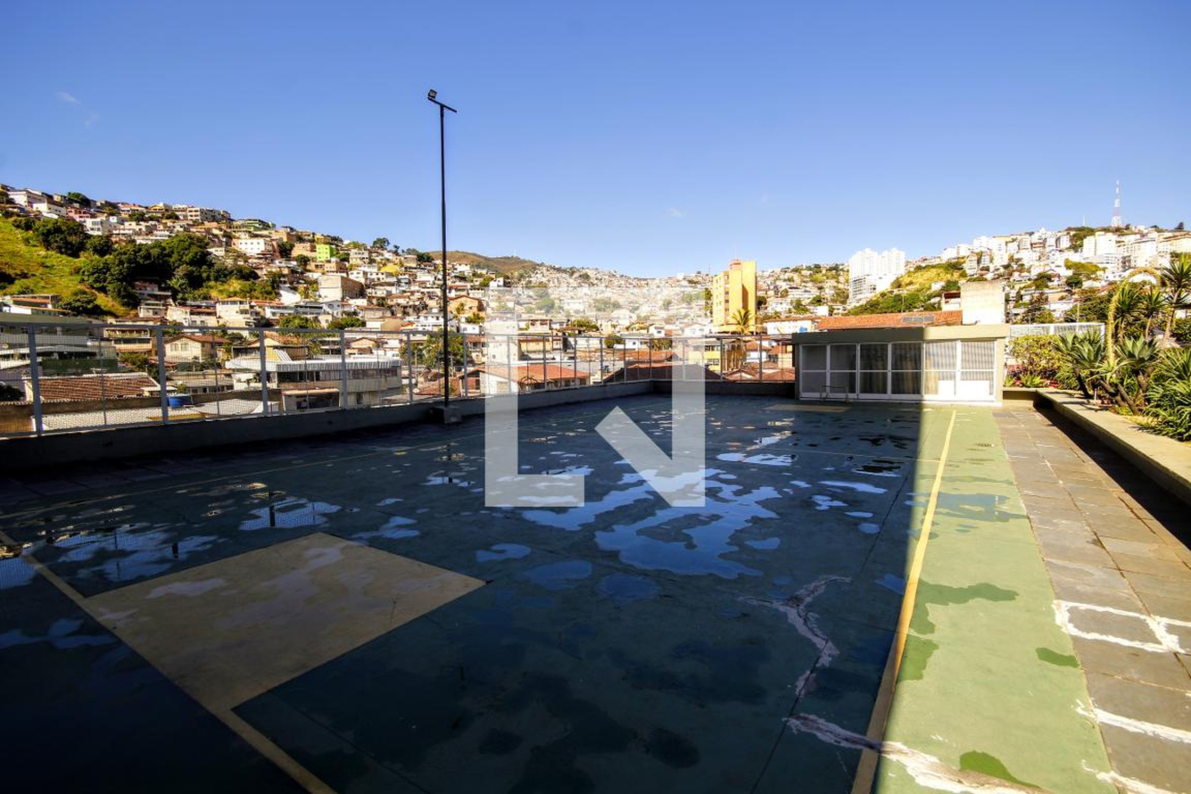 Quadra Esportiva - Edifício Governador Men de Sá