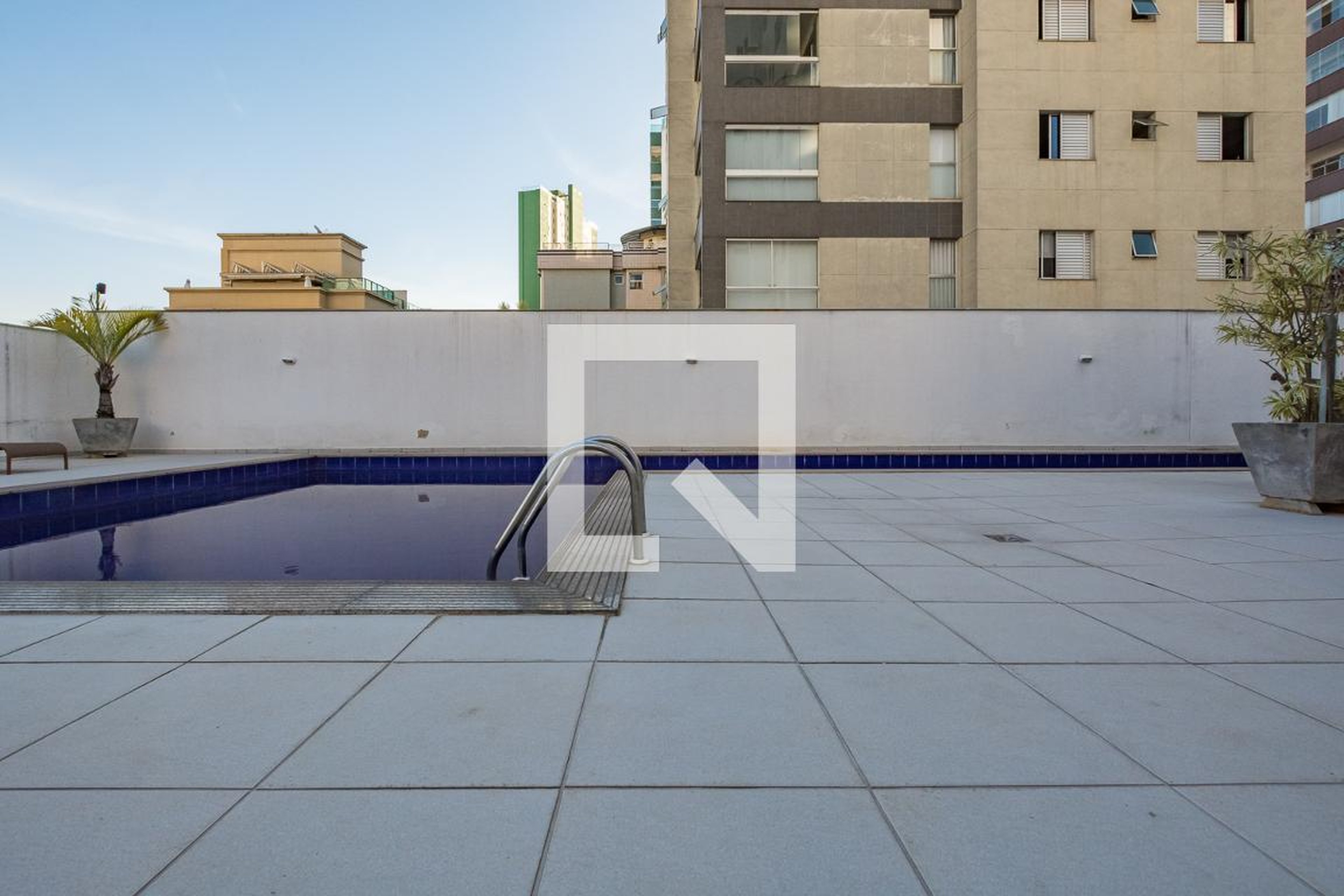 Piscina - Edifício San Marino