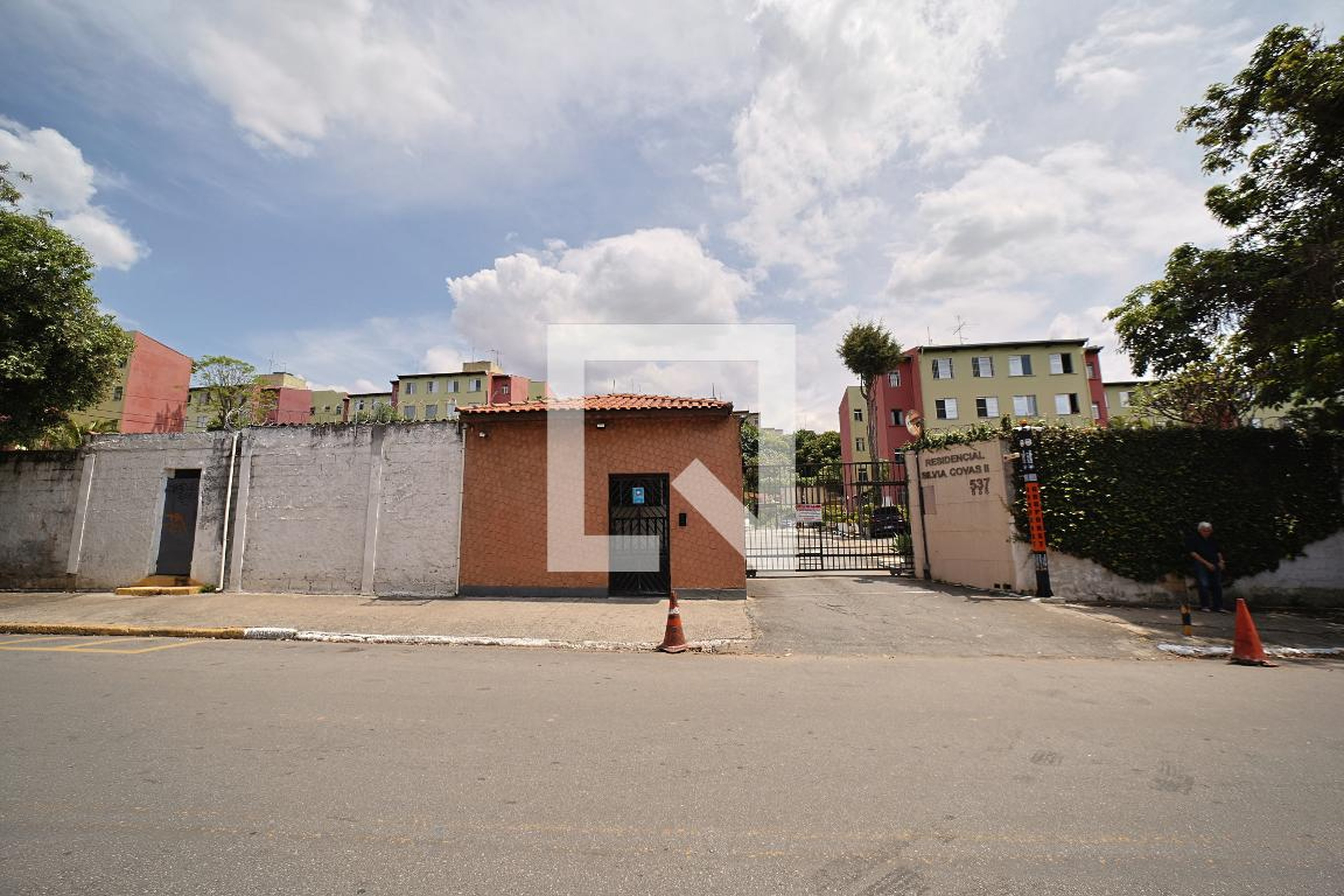 Fachada Condomínio Silvia Covas II